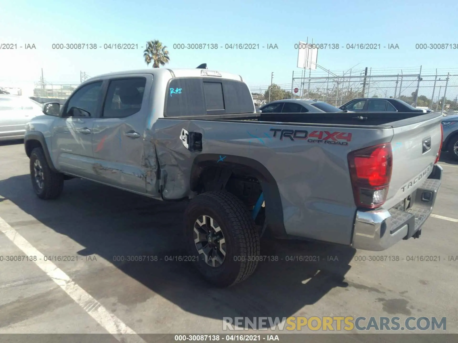 3 Photograph of a damaged car 3TMDZ5BN4KM073532 TOYOTA TACOMA 4WD 2019