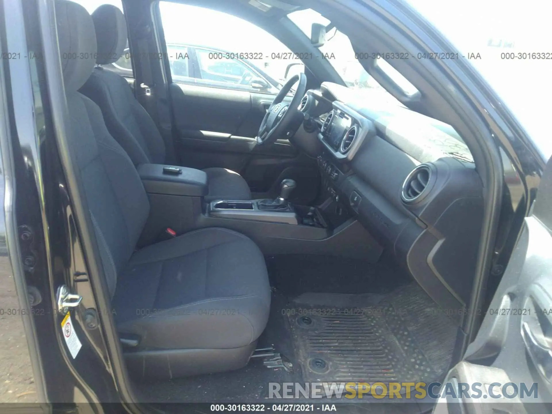 5 Фотография поврежденного автомобиля 3TMDZ5BN6KM069286 TOYOTA TACOMA 4WD 2019