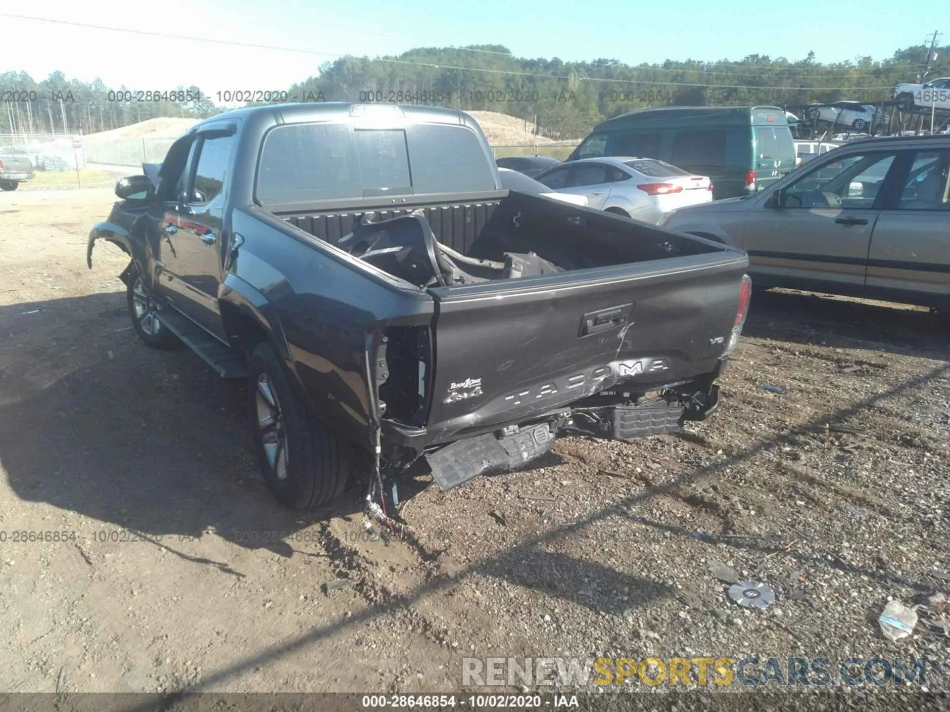 3 Photograph of a damaged car 3TMGZ5AN0KM222212 TOYOTA TACOMA 4WD 2019