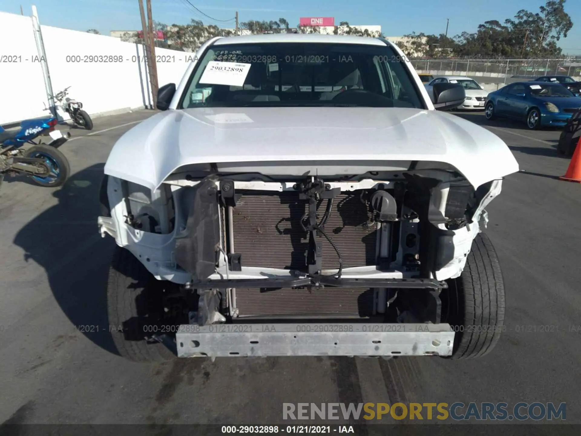 6 Photograph of a damaged car 5TFSX5EN6KX066651 TOYOTA TACOMA 4WD 2019