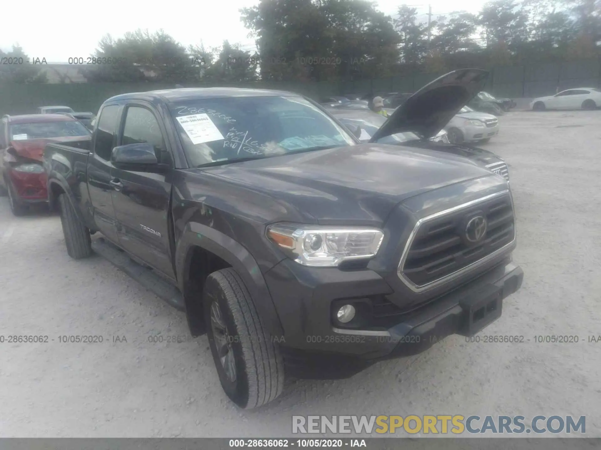 1 Photograph of a damaged car 5TFSZ5AN1KX189273 TOYOTA TACOMA 4WD 2019