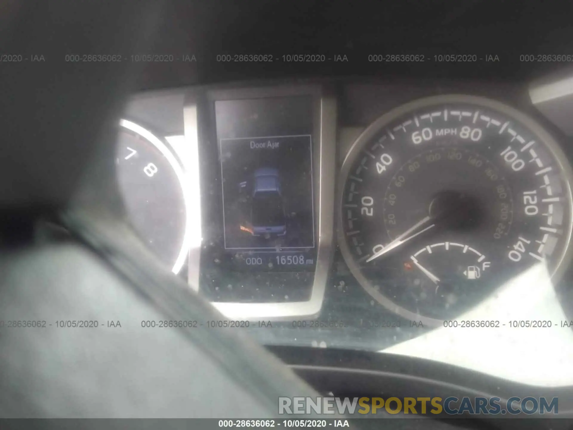 7 Photograph of a damaged car 5TFSZ5AN1KX189273 TOYOTA TACOMA 4WD 2019