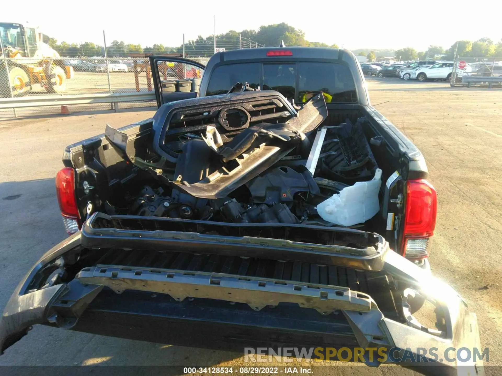 12 Photograph of a damaged car 5TFSZ5ANXKX172830 TOYOTA TACOMA 4WD 2019