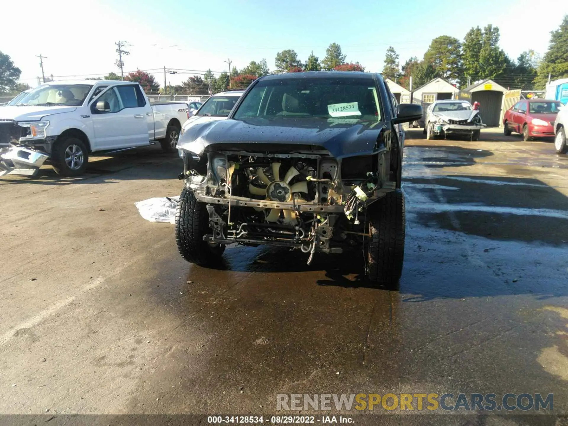 6 Photograph of a damaged car 5TFSZ5ANXKX172830 TOYOTA TACOMA 4WD 2019