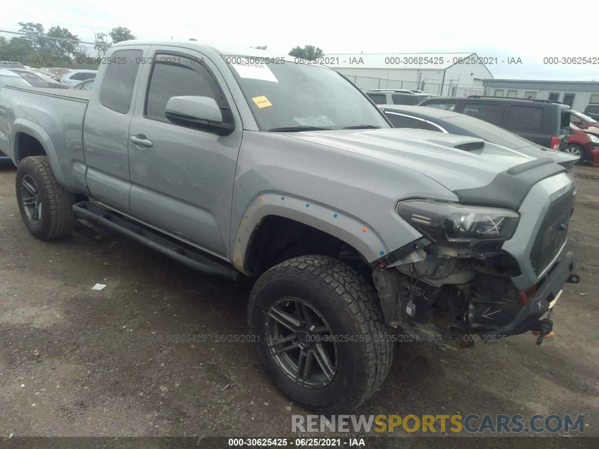 1 Photograph of a damaged car 5TFSZ5ANXKX174934 TOYOTA TACOMA 4WD 2019