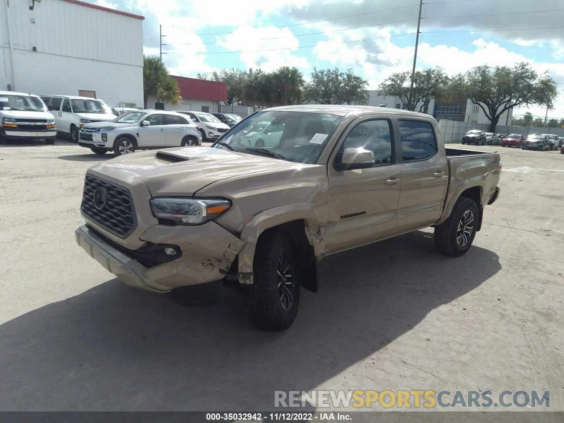 2 Фотография поврежденного автомобиля 3TMCZ5AN5LM309801 TOYOTA TACOMA 4WD 2020