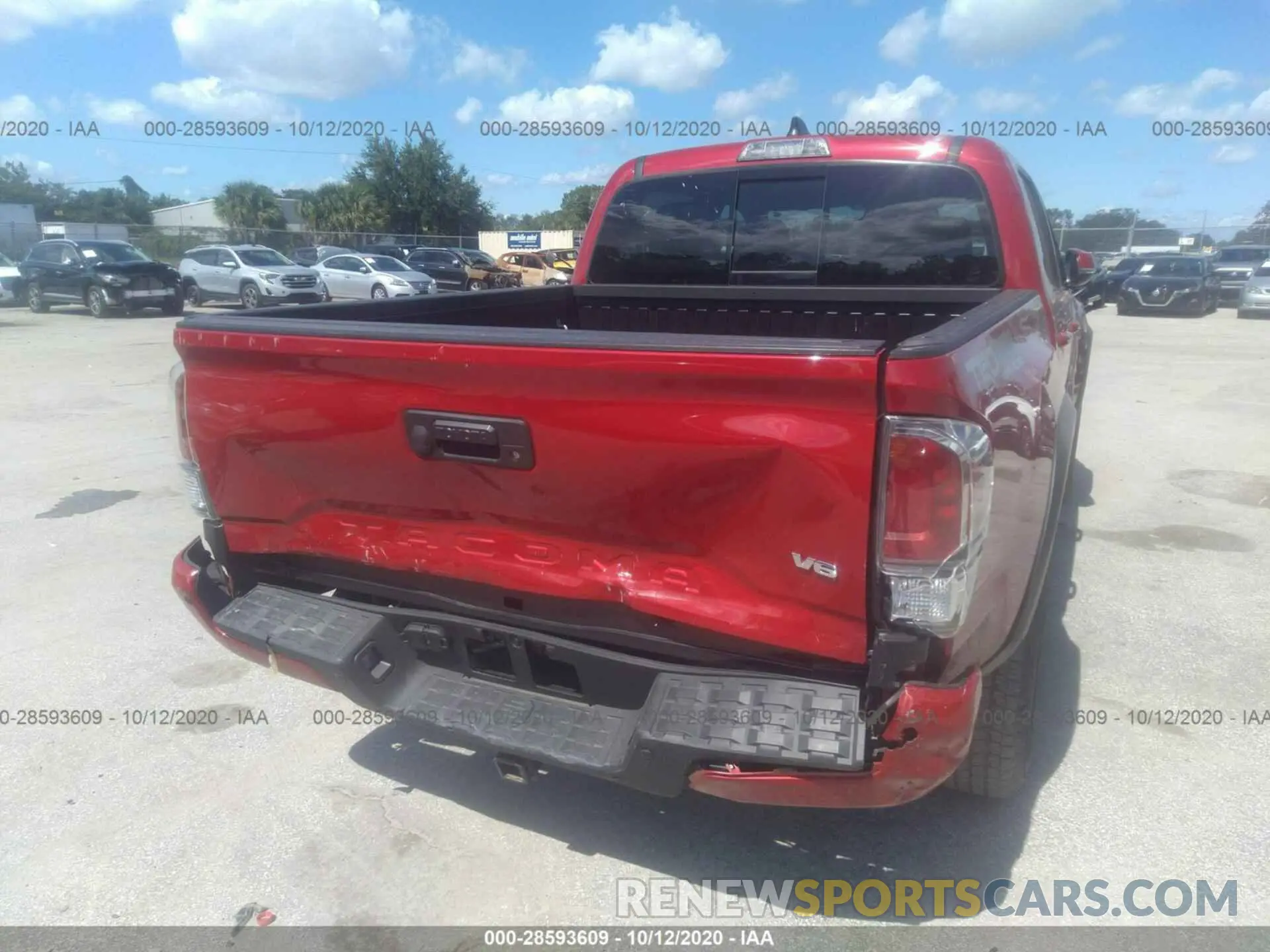 6 Photograph of a damaged car 3TMCZ5AN5LM319762 TOYOTA TACOMA 4WD 2020