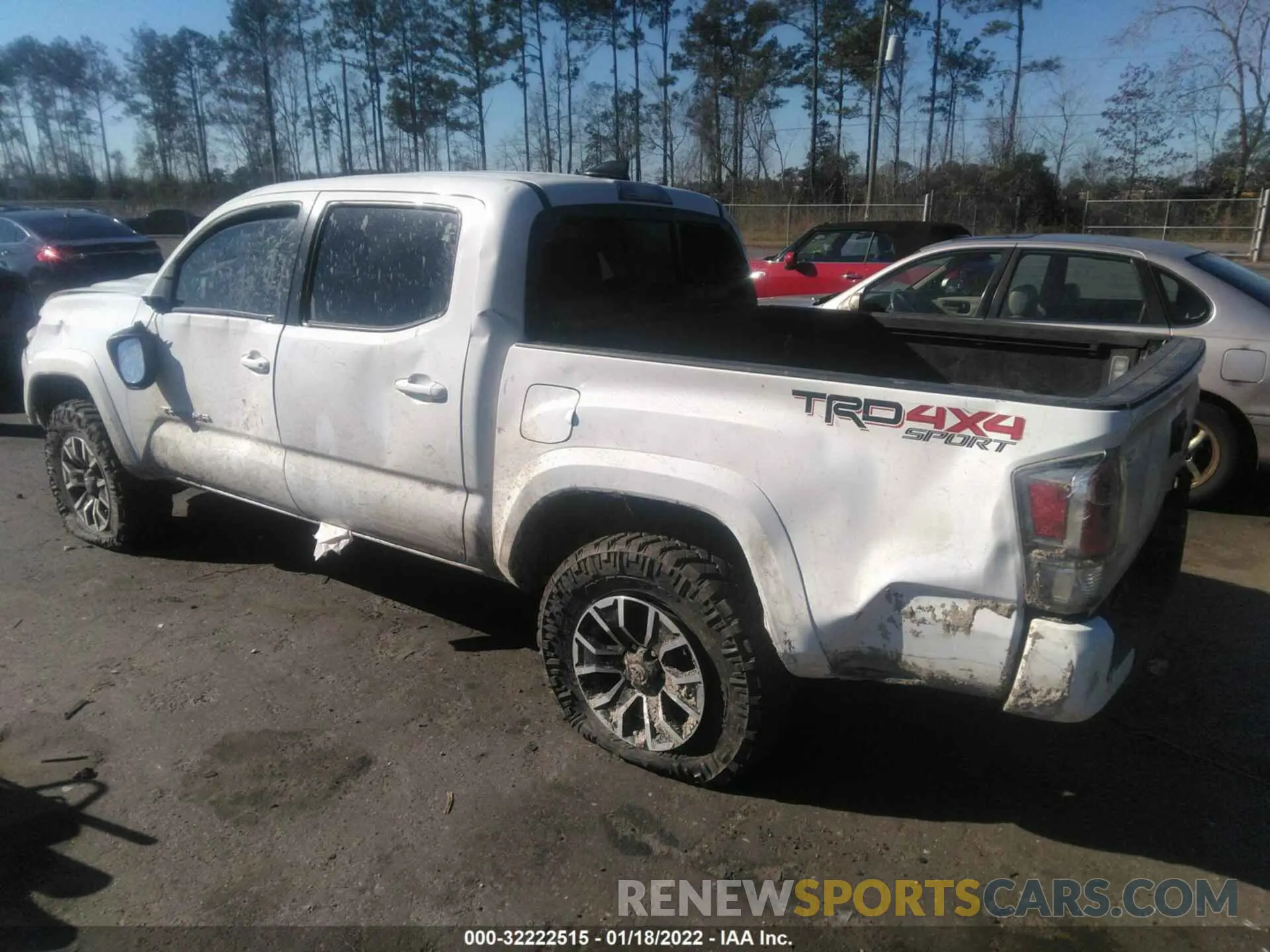 3 Photograph of a damaged car 3TMCZ5AN6LM316983 TOYOTA TACOMA 4WD 2020