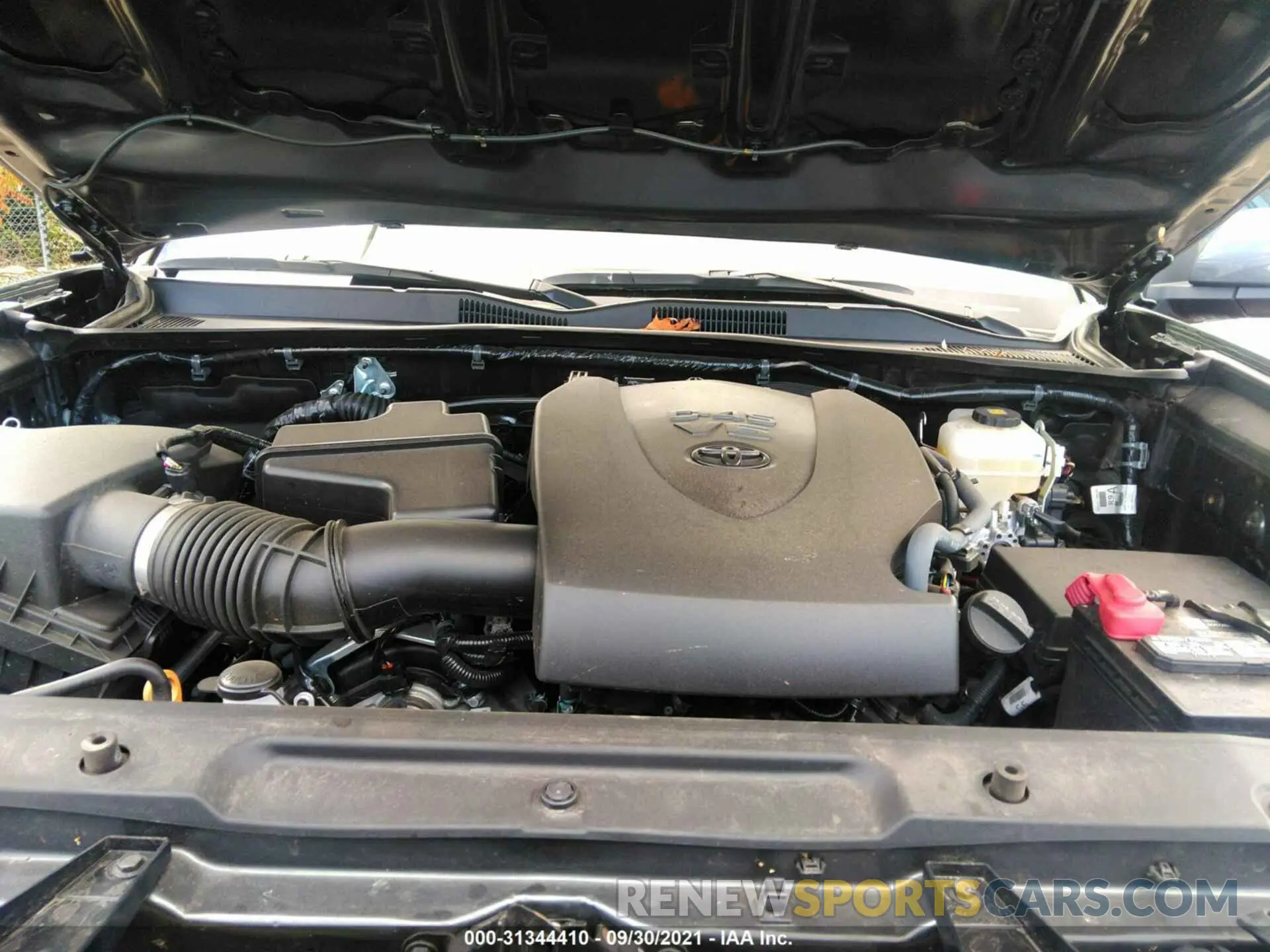 10 Фотография поврежденного автомобиля 3TMCZ5AN9LM321336 TOYOTA TACOMA 4WD 2020
