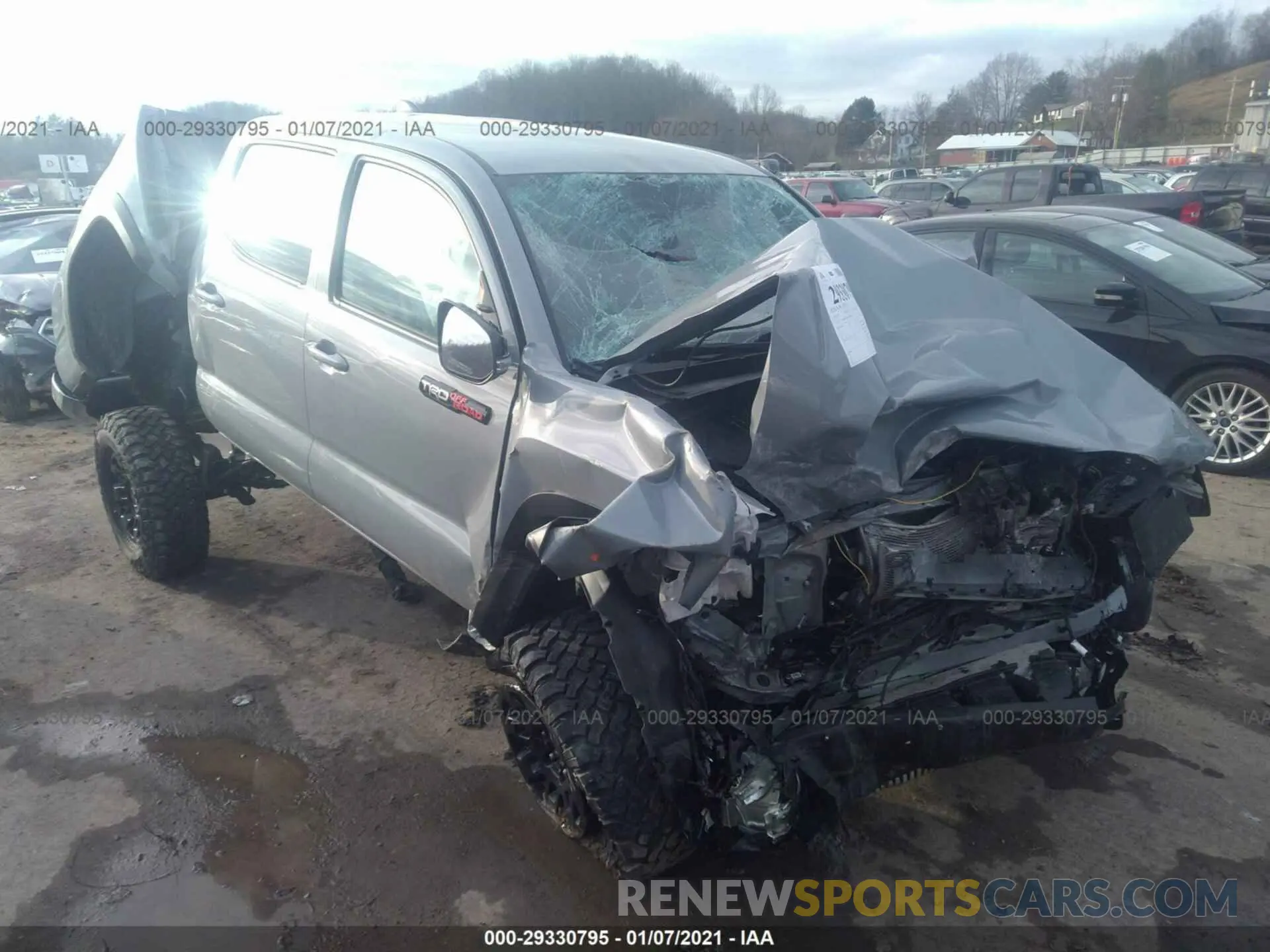 1 Photograph of a damaged car 3TMCZ5ANXLM303668 TOYOTA TACOMA 4WD 2020
