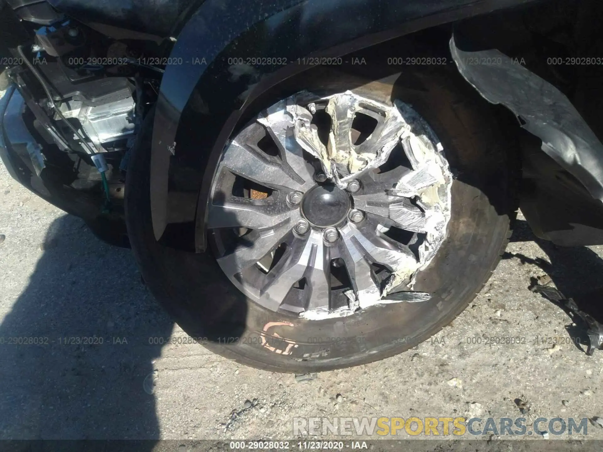 12 Фотография поврежденного автомобиля 3TMGZ5AN2LM353644 TOYOTA TACOMA 4WD 2020