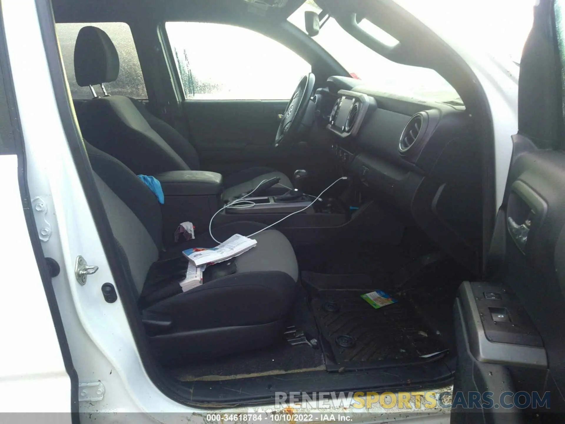 5 Фотография поврежденного автомобиля 3TYCZ5AN0LT003397 TOYOTA TACOMA 4WD 2020