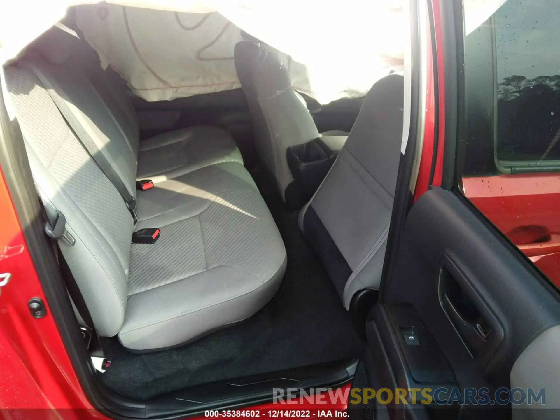 8 Фотография поврежденного автомобиля 3TYCZ5AN2LT003112 TOYOTA TACOMA 4WD 2020