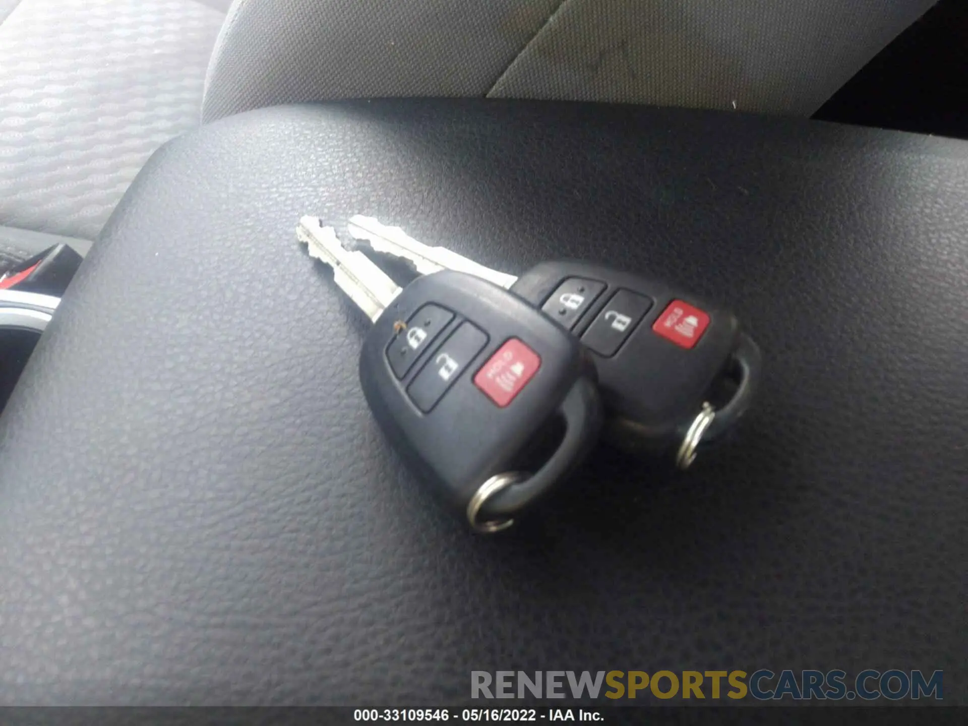 11 Фотография поврежденного автомобиля 3TMCZ5AN0MM418507 TOYOTA TACOMA 4WD 2021