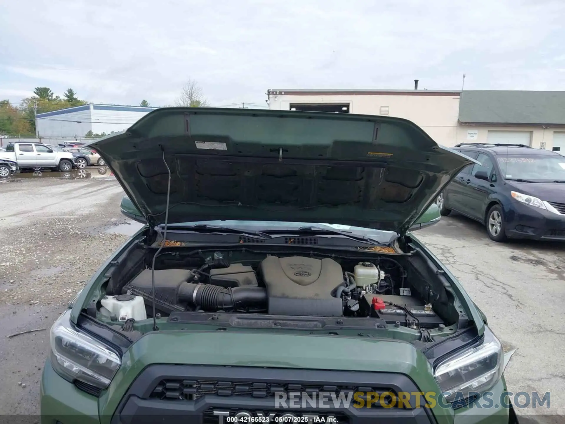 10 Photograph of a damaged car 3TMCZ5AN5MM380286 TOYOTA TACOMA 4WD 2021