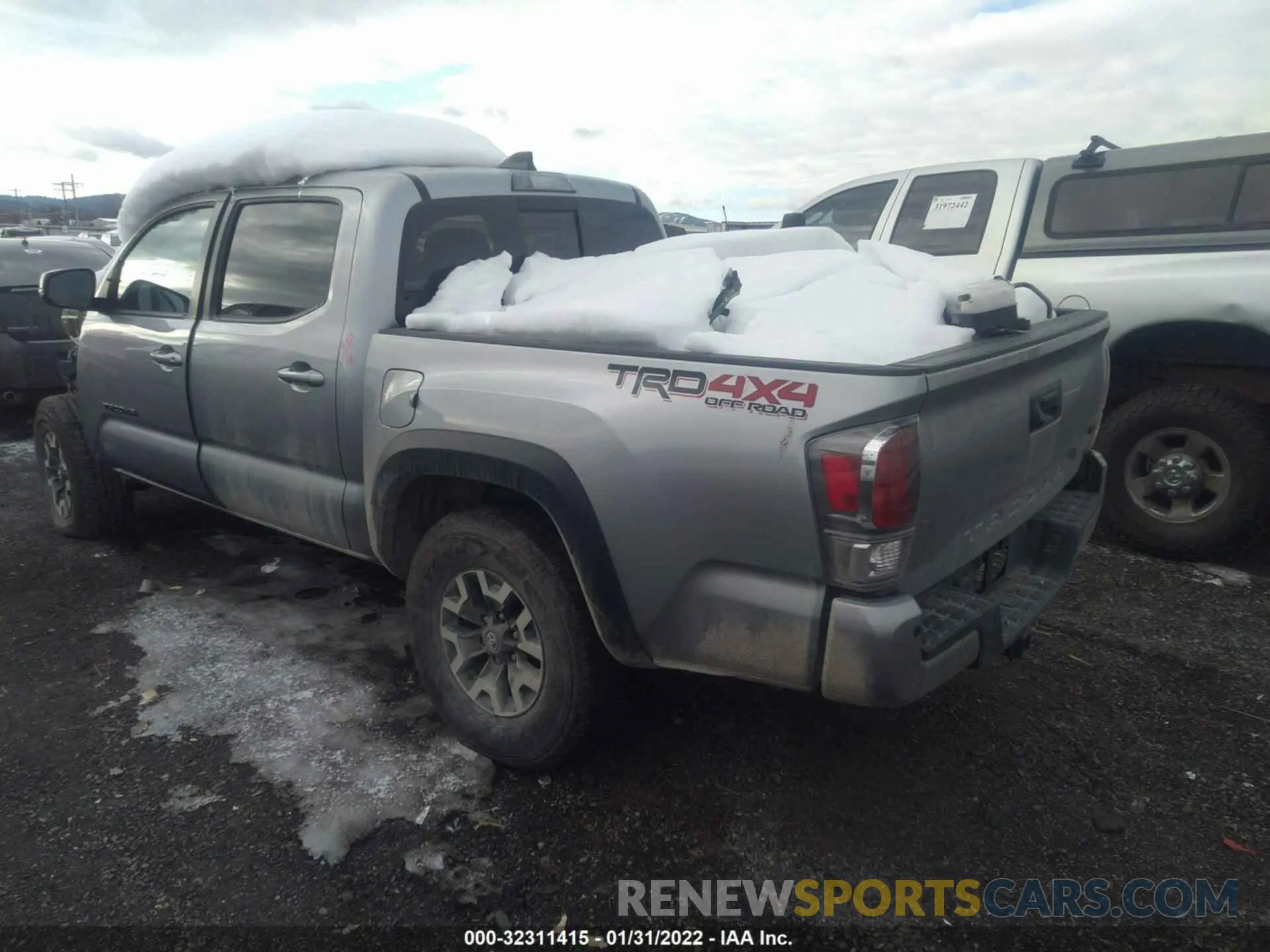 3 Photograph of a damaged car 3TMCZ5AN9MM379173 TOYOTA TACOMA 4WD 2021