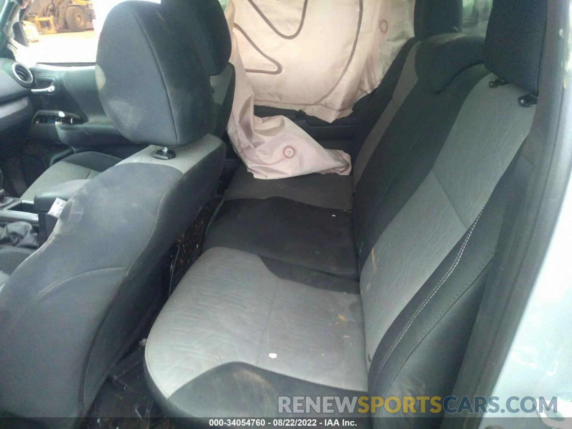 8 Фотография поврежденного автомобиля 3TMCZ5AN9MM415203 TOYOTA TACOMA 4WD 2021