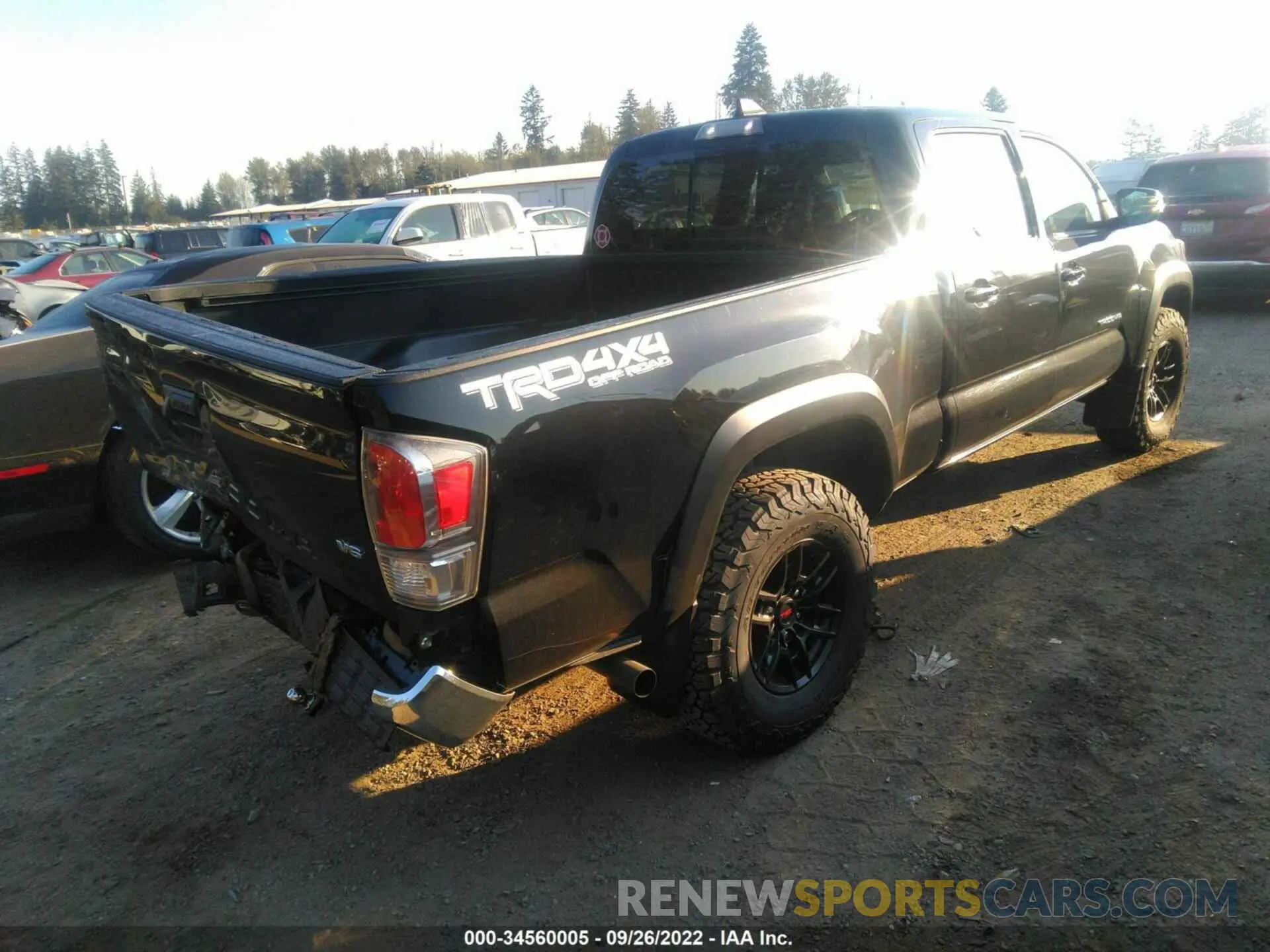 4 Photograph of a damaged car 3TMDZ5BN6MM100684 TOYOTA TACOMA 4WD 2021