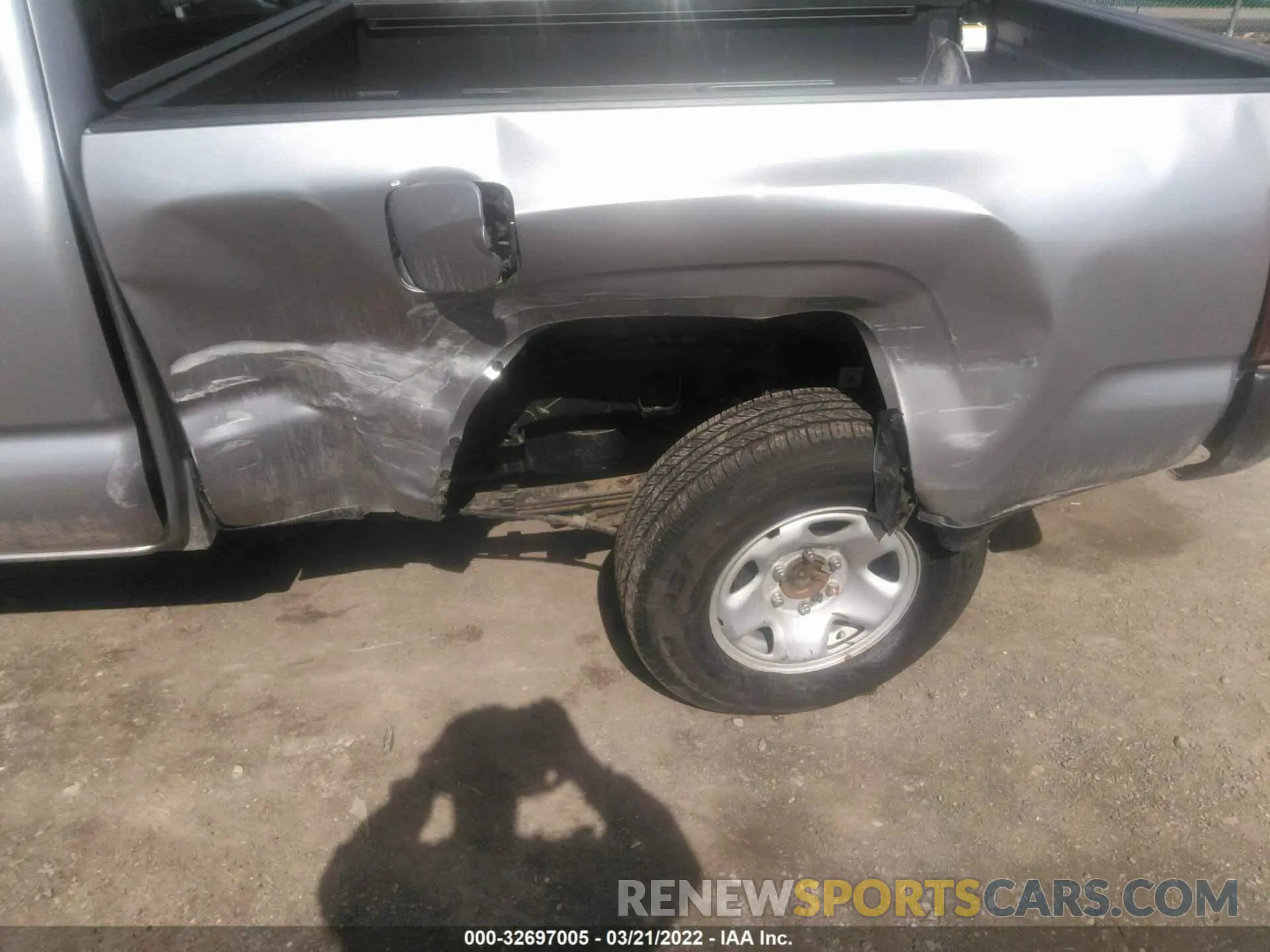 6 Photograph of a damaged car 3TYSX5ENXMT004683 TOYOTA TACOMA 4WD 2021