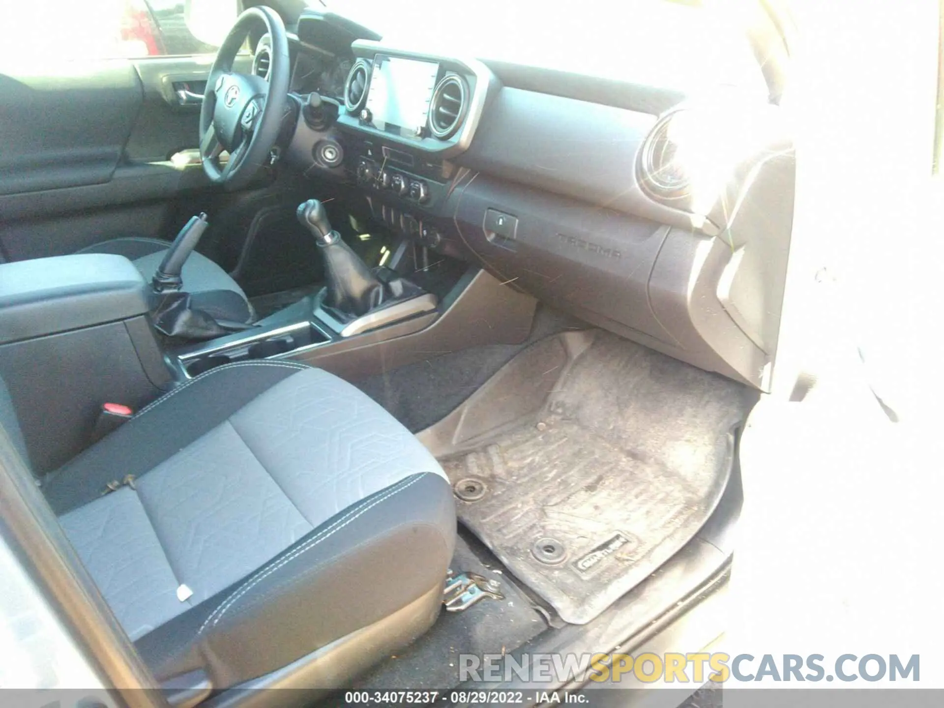5 Фотография поврежденного автомобиля 3TYSZ5AN1MT020514 TOYOTA TACOMA 4WD 2021
