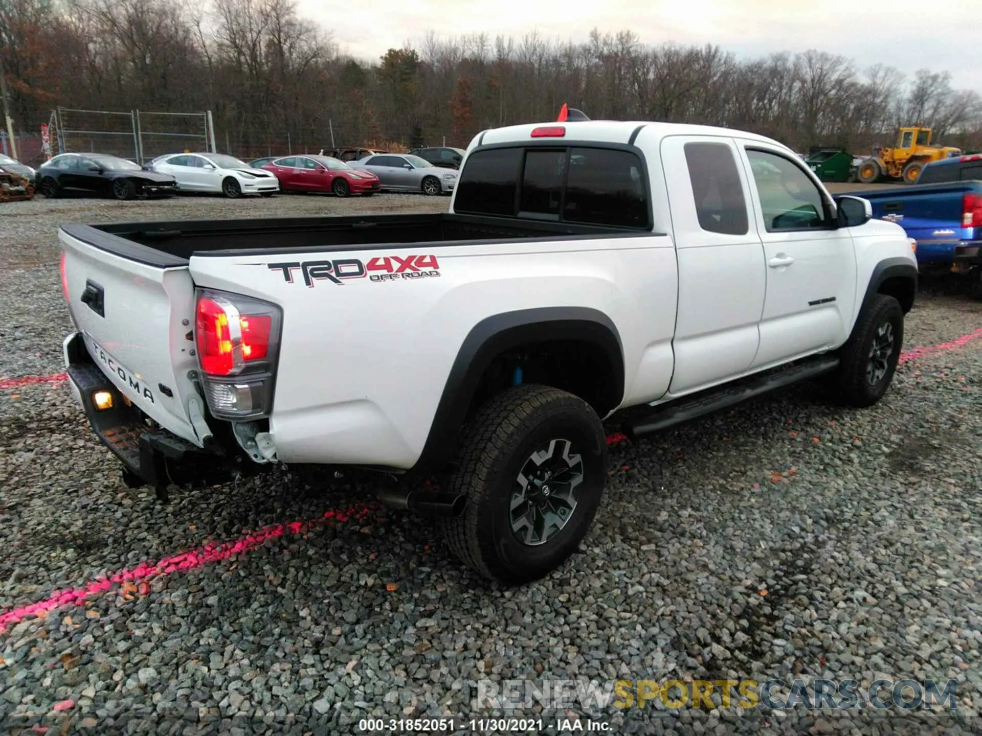 4 Фотография поврежденного автомобиля 3TYSZ5AN3MT016853 TOYOTA TACOMA 4WD 2021