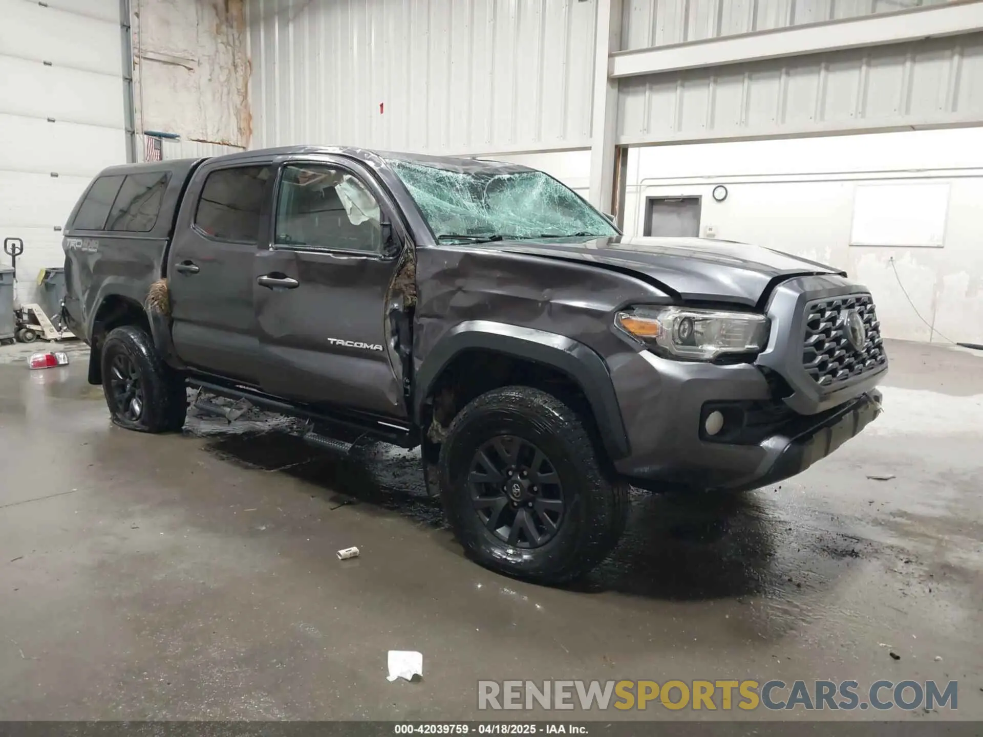 1 Photograph of a damaged car 5TFCZ5AN3MX257483 TOYOTA TACOMA 4WD 2021