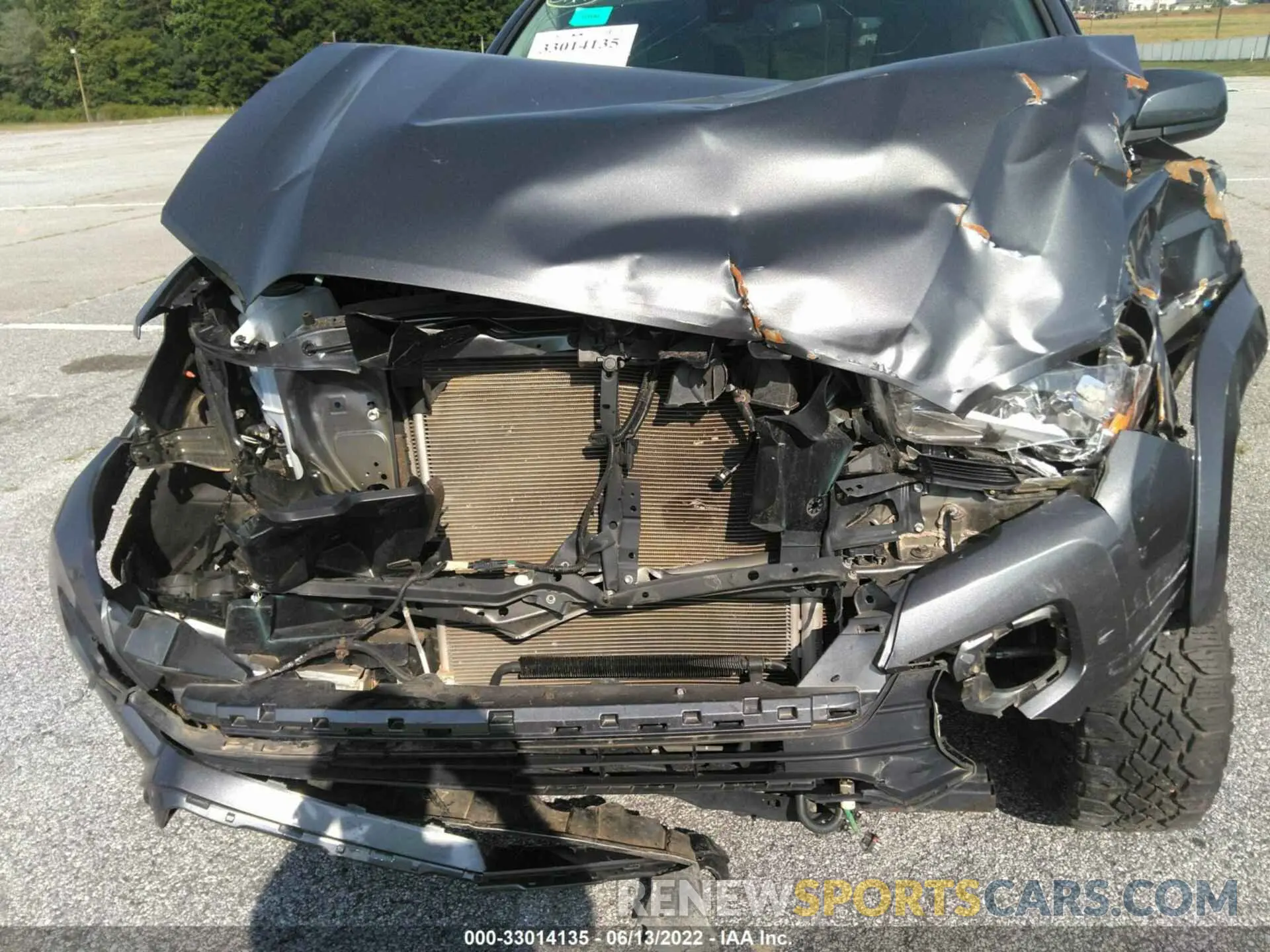 6 Photograph of a damaged car 5TFCZ5AN7MX278174 TOYOTA TACOMA 4WD 2021