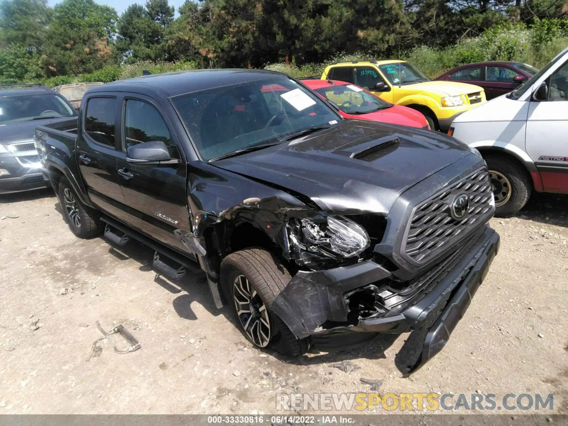 1 Photograph of a damaged car 3TMCZ5AN0NM490003 TOYOTA TACOMA 4WD 2022