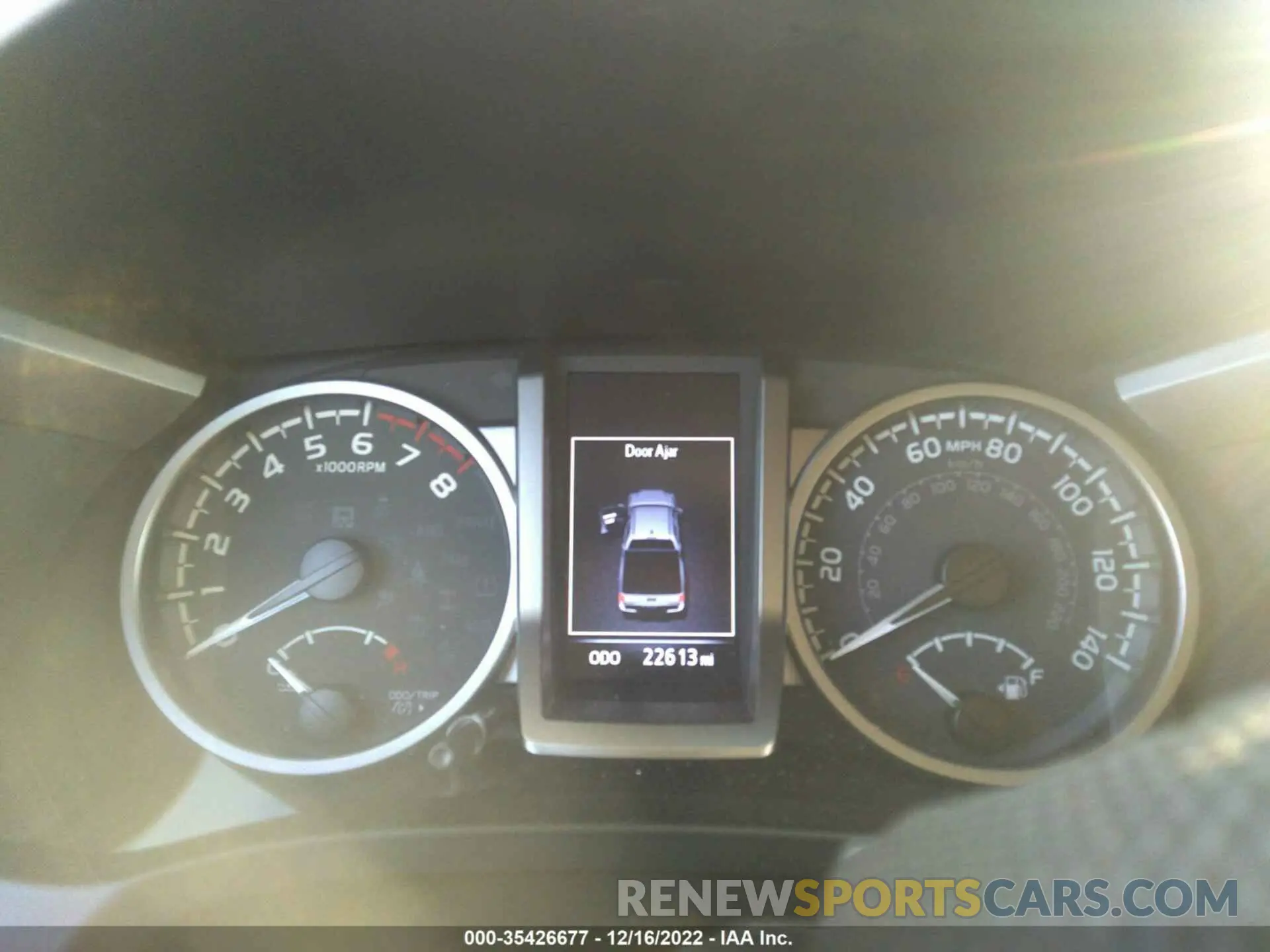 7 Фотография поврежденного автомобиля 3TMCZ5AN4NM486150 TOYOTA TACOMA 4WD 2022