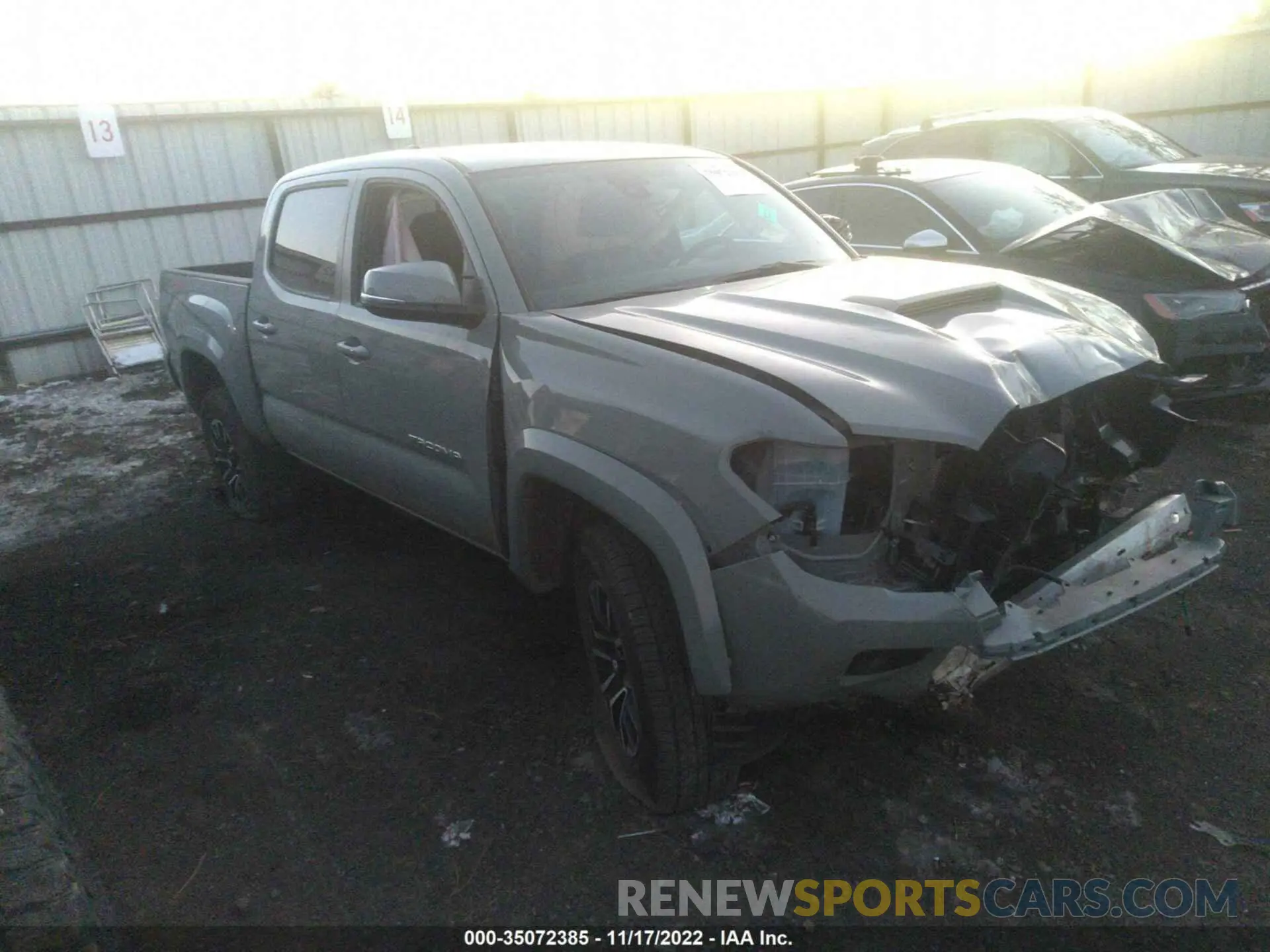 1 Photograph of a damaged car 3TMCZ5AN7NM490046 TOYOTA TACOMA 4WD 2022