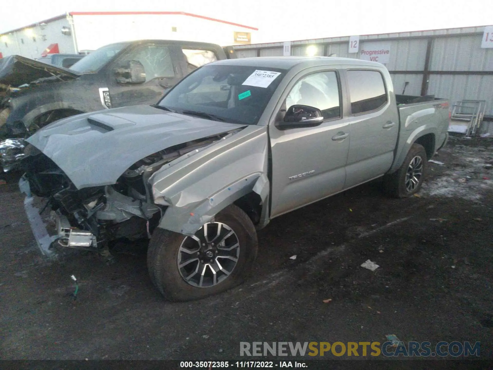 2 Photograph of a damaged car 3TMCZ5AN7NM490046 TOYOTA TACOMA 4WD 2022