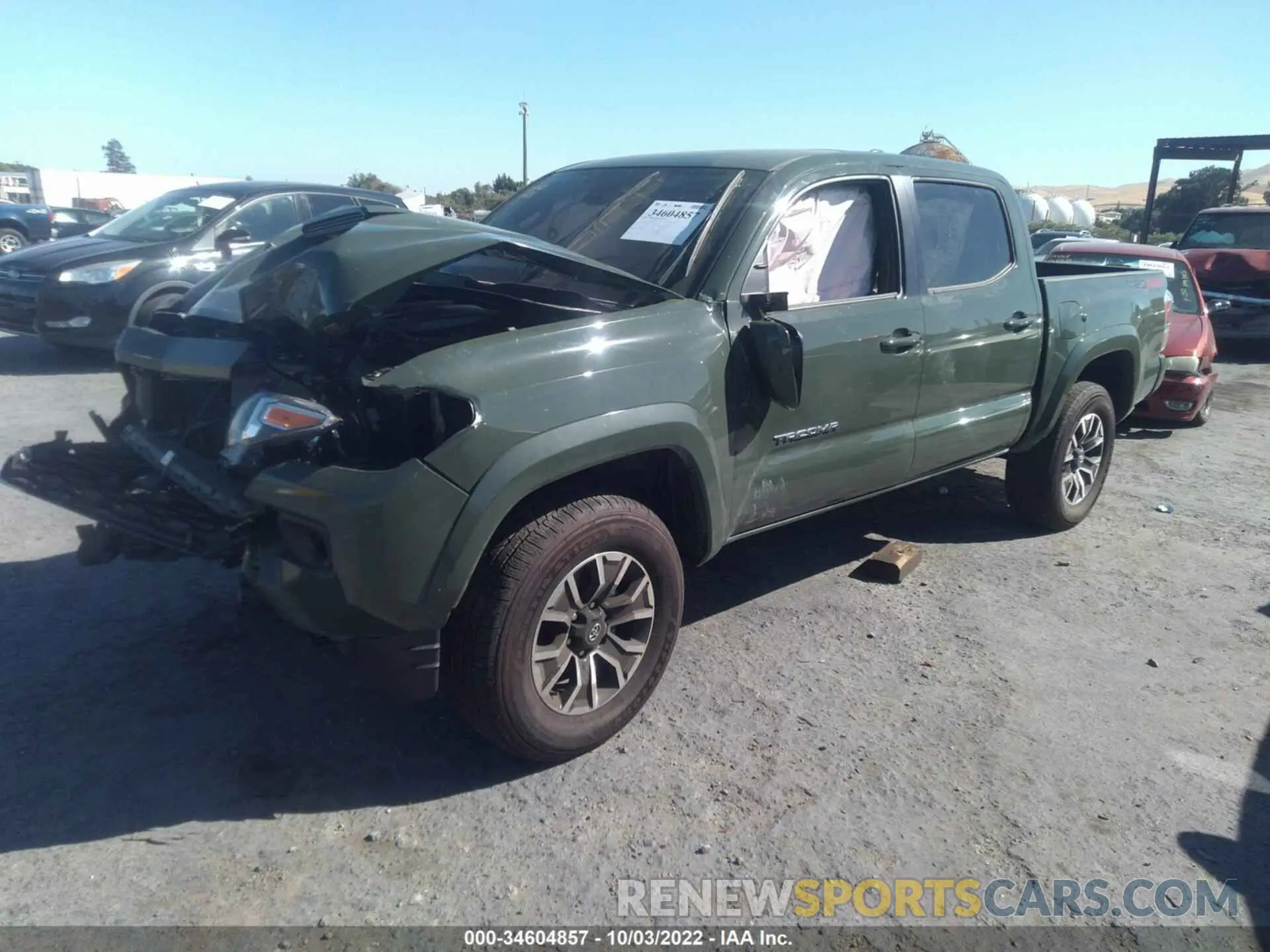 2 Photograph of a damaged car 3TMCZ5AN8NM485115 TOYOTA TACOMA 4WD 2022