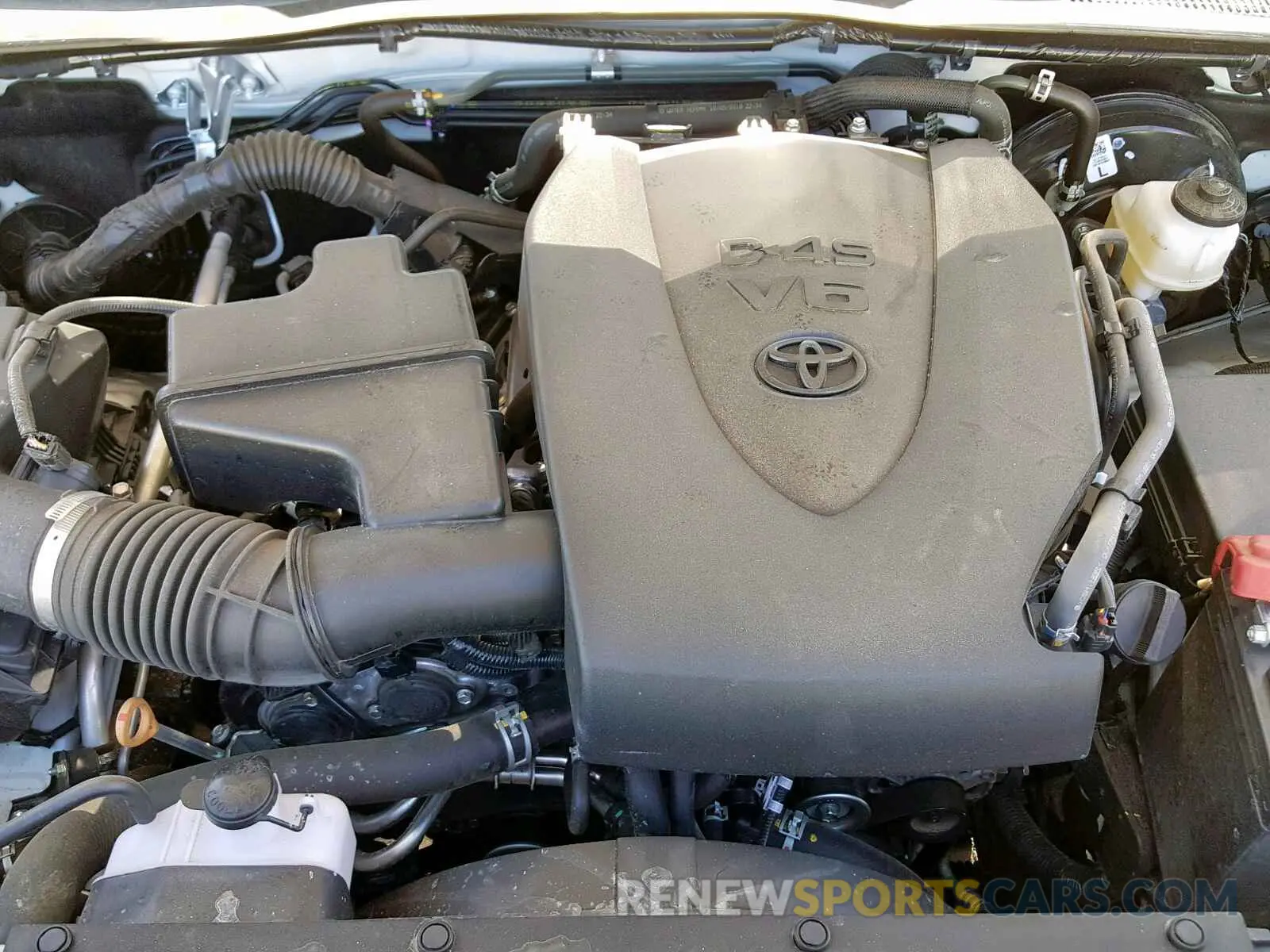 7 Photograph of a damaged car 5TFRZ5CN7KX079324 TOYOTA TACOMA ACC 2019