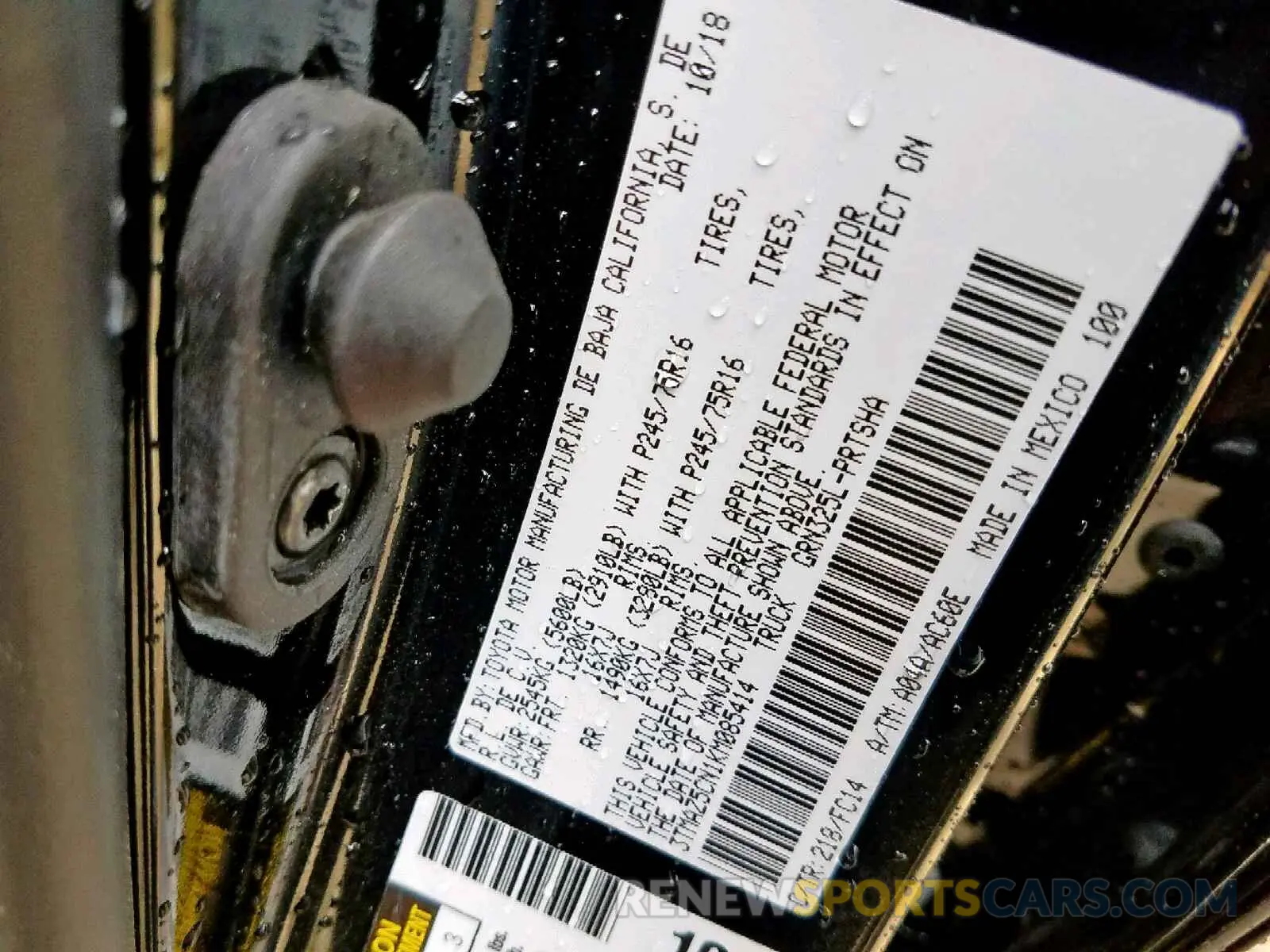 10 Photograph of a damaged car 3TMAZ5CN1KM085414 TOYOTA TACOMA DOU 2019