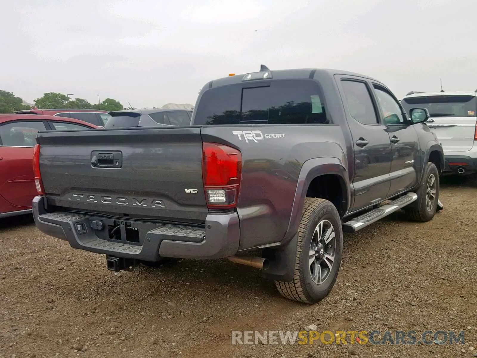 4 Photograph of a damaged car 3TMAZ5CN5KM090339 TOYOTA TACOMA DOU 2019