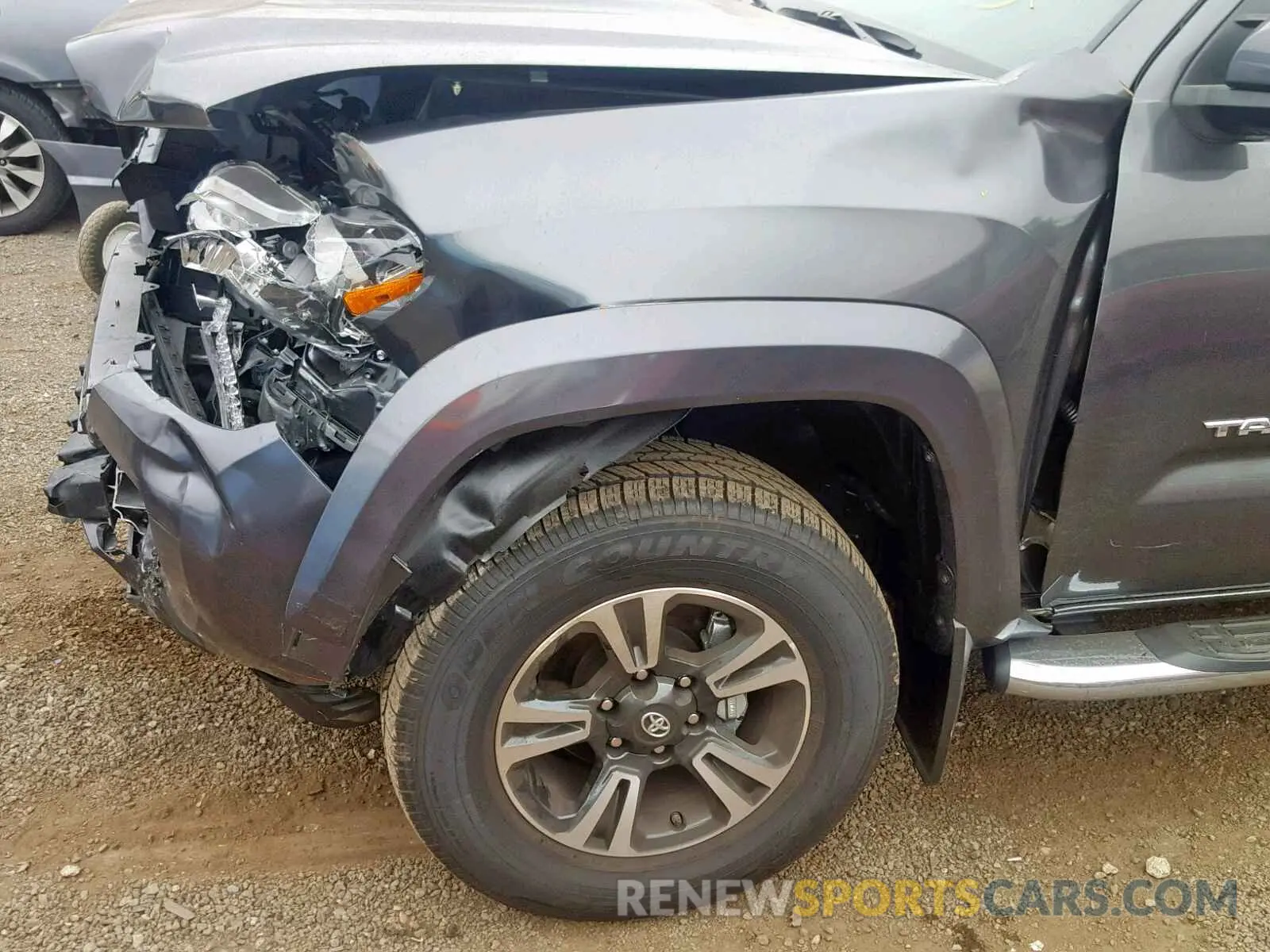 9 Photograph of a damaged car 3TMAZ5CN5KM090339 TOYOTA TACOMA DOU 2019