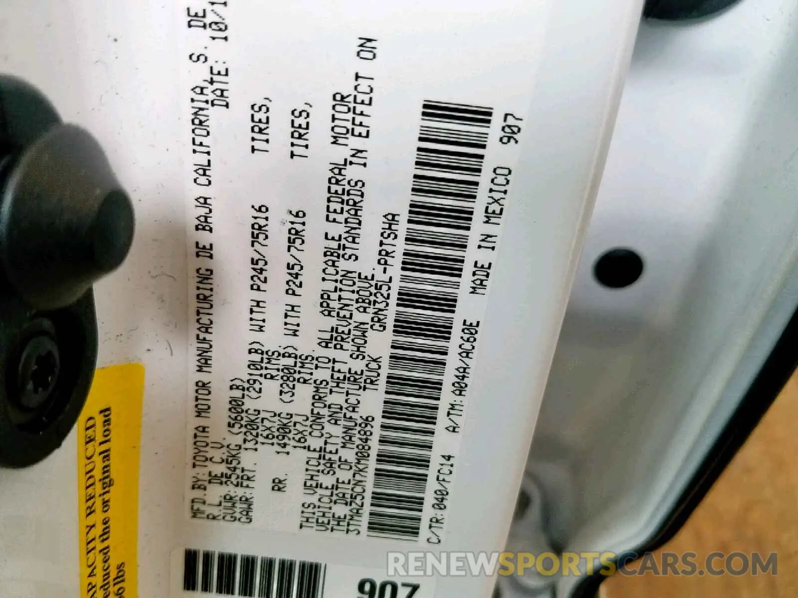 10 Photograph of a damaged car 3TMAZ5CN7KM084896 TOYOTA TACOMA DOU 2019