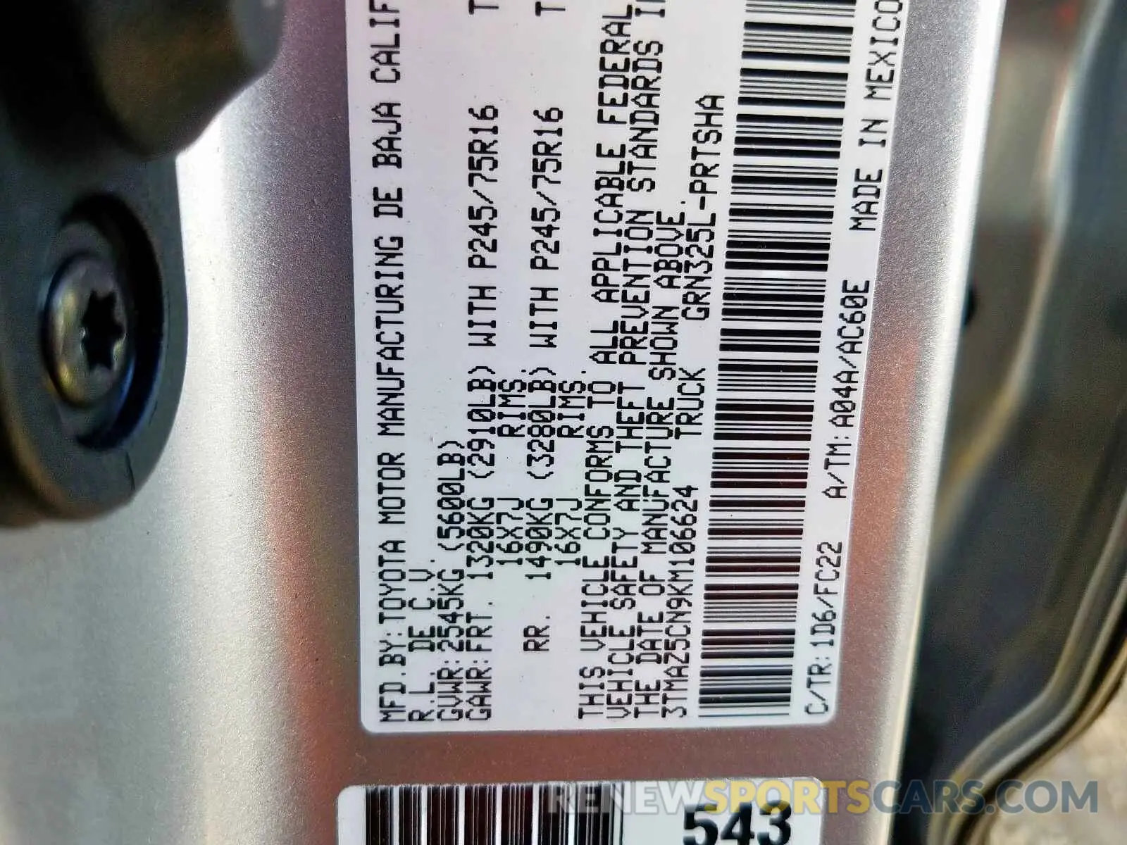 10 Photograph of a damaged car 3TMAZ5CN9KM106624 TOYOTA TACOMA DOU 2019