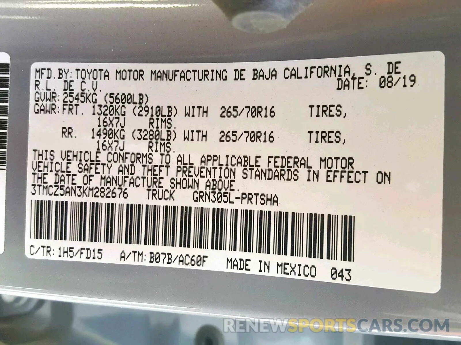 10 Photograph of a damaged car 3TMCZ5AN3KM282676 TOYOTA TACOMA DOU 2019