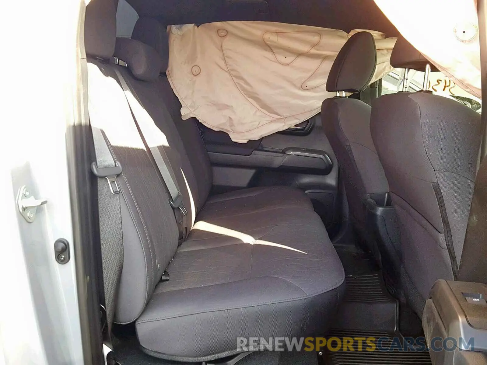 6 Photograph of a damaged car 3TMCZ5AN3KM282676 TOYOTA TACOMA DOU 2019