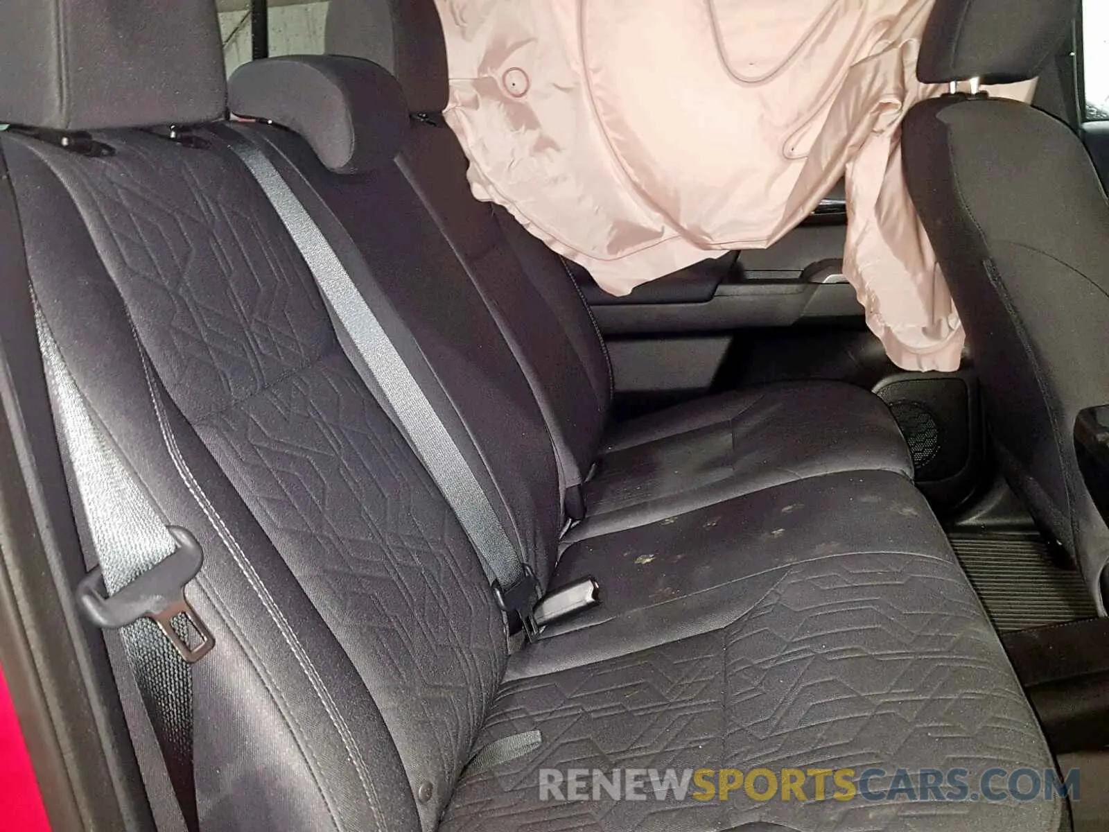 6 Photograph of a damaged car 3TMCZ5AN4KM267409 TOYOTA TACOMA DOU 2019