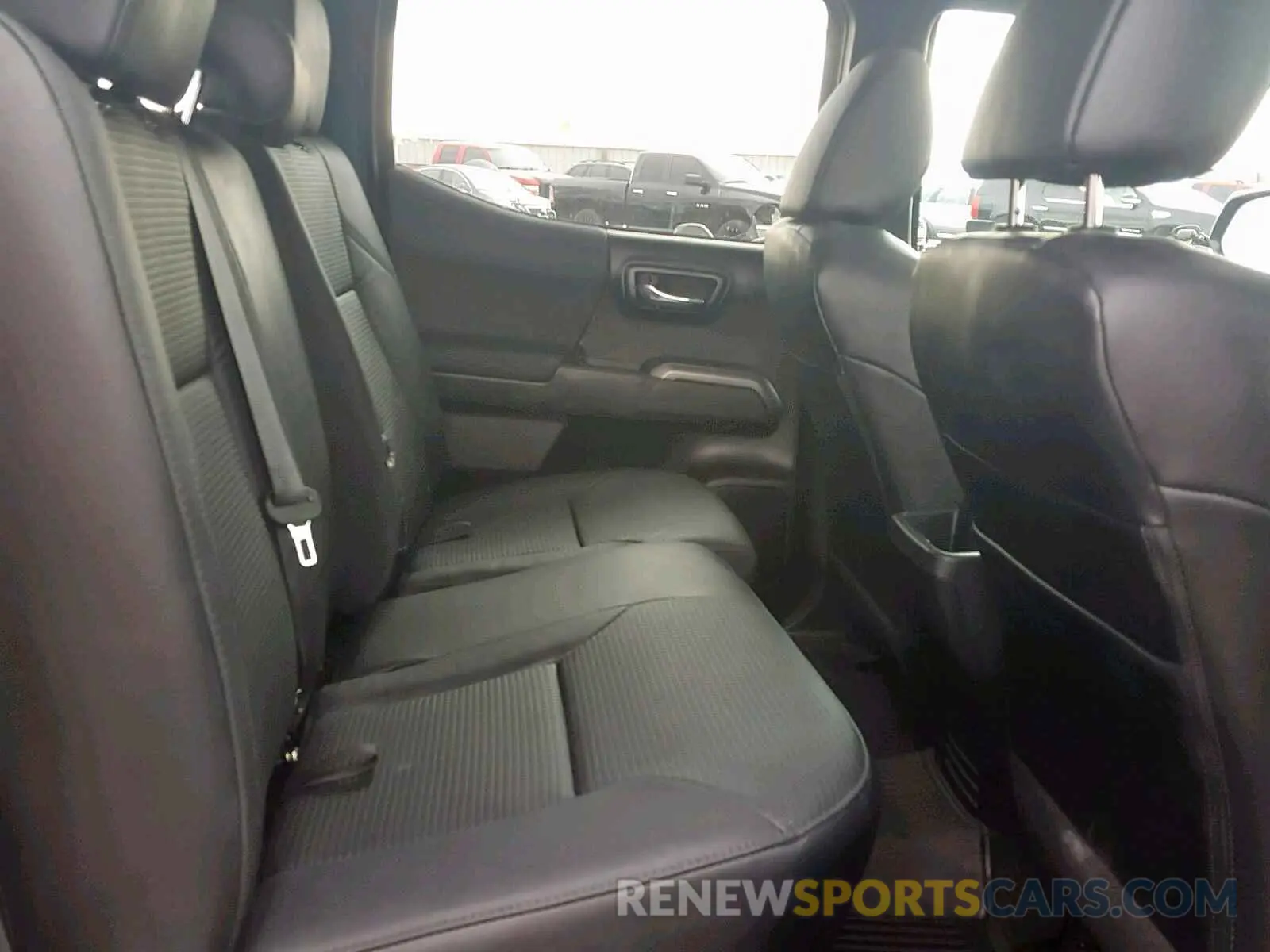 6 Photograph of a damaged car 3TMCZ5AN8KM203907 TOYOTA TACOMA DOU 2019