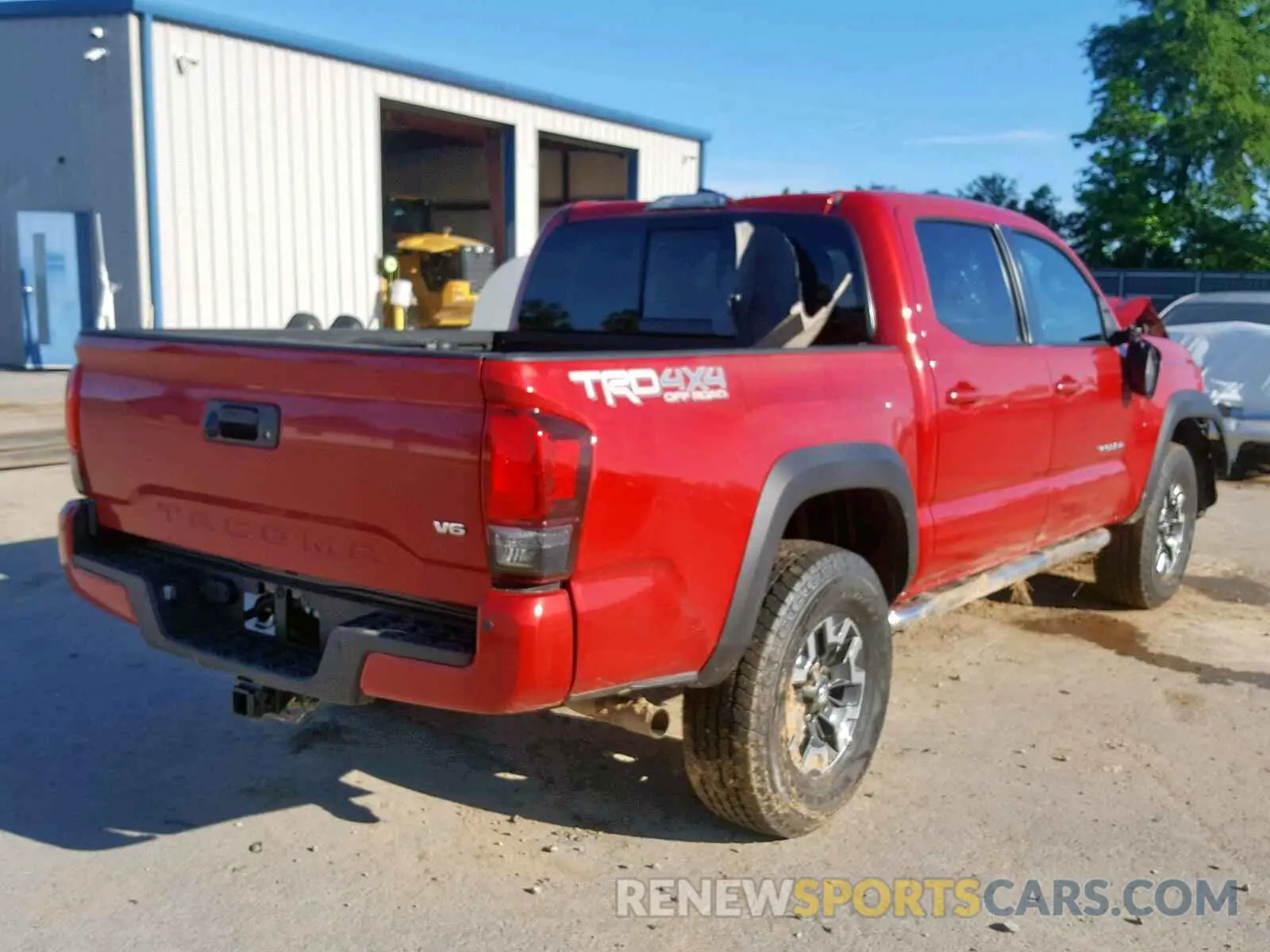 4 Photograph of a damaged car 3TMCZ5ANXKM208123 TOYOTA TACOMA DOU 2019