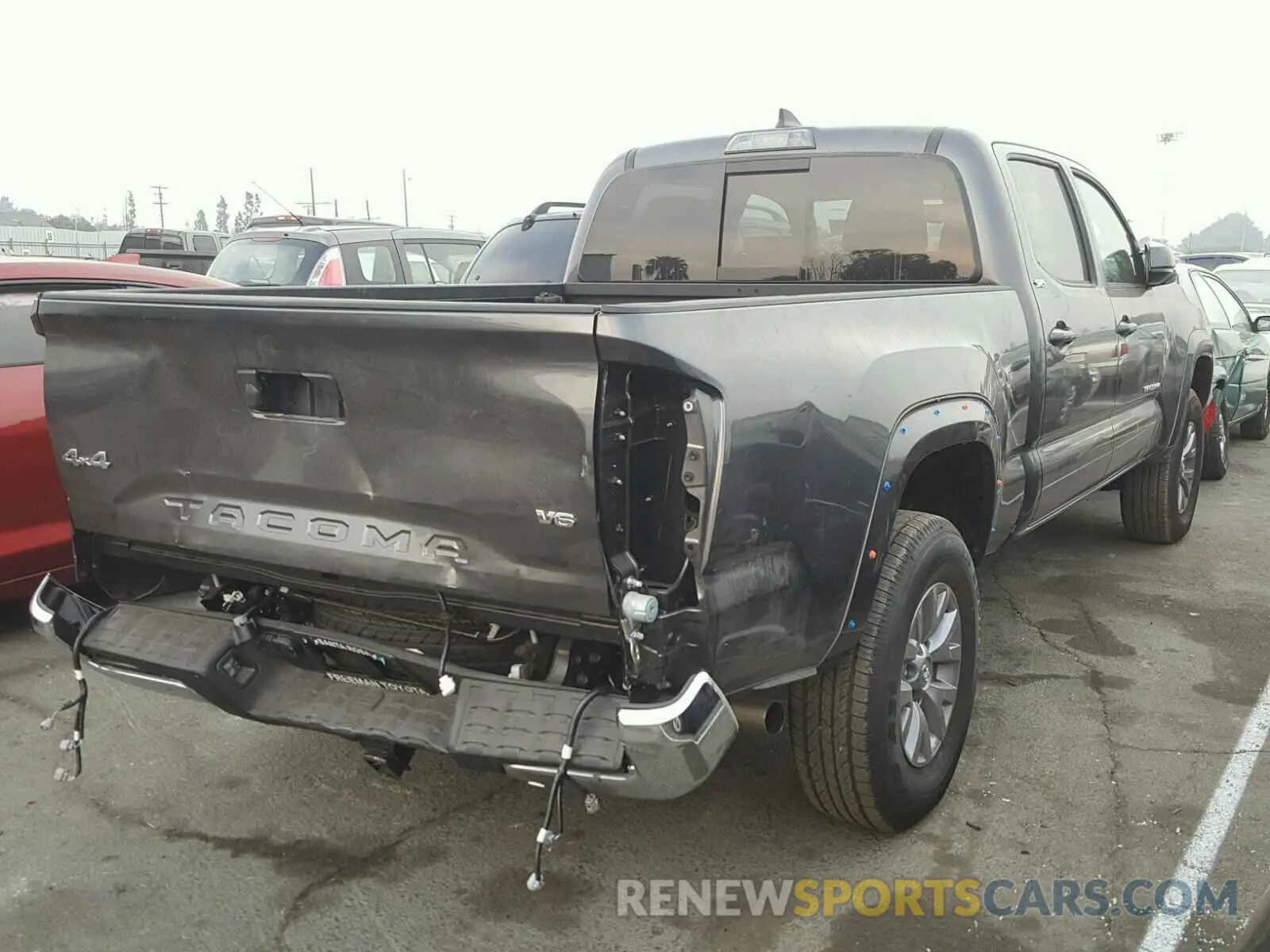 4 Photograph of a damaged car 3TMDZ5BN3KM055376 TOYOTA TACOMA DOU 2019