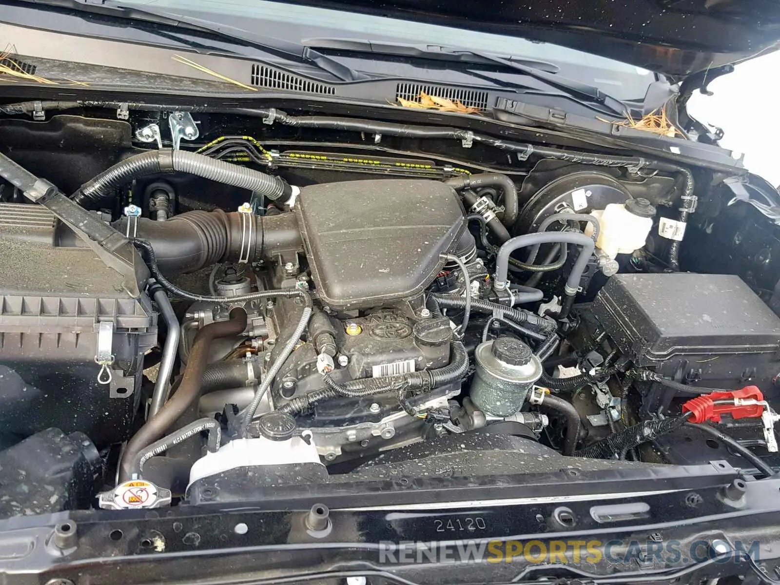 7 Photograph of a damaged car 5TFAX5GN1KX133228 TOYOTA TACOMA DOU 2019