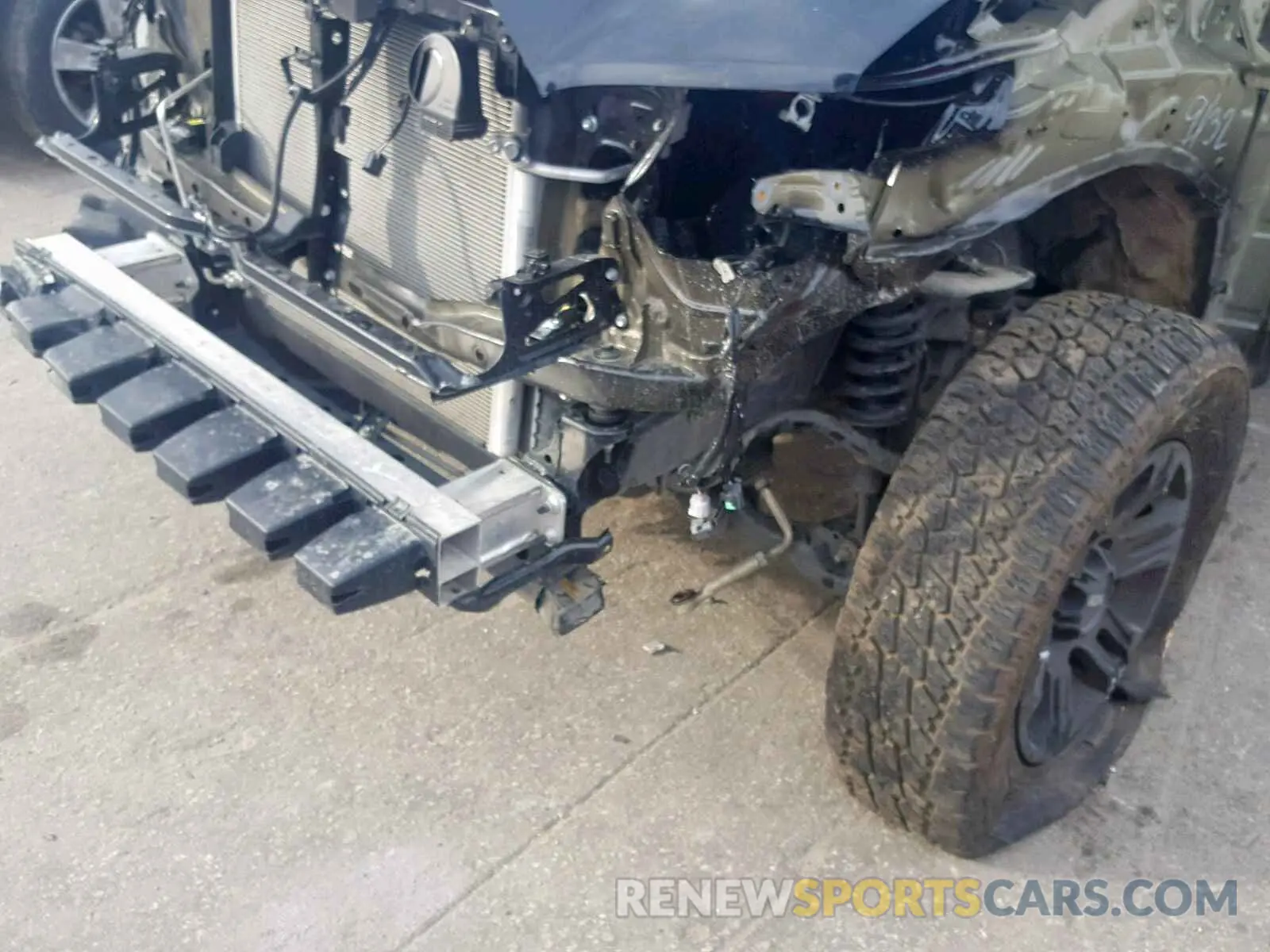 9 Photograph of a damaged car 5TFAX5GN1KX133228 TOYOTA TACOMA DOU 2019