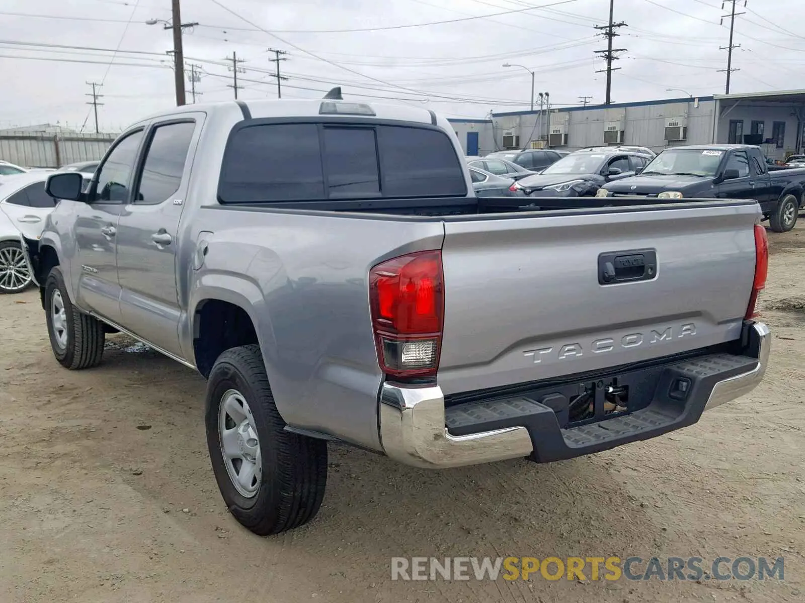 3 Photograph of a damaged car 5TFAX5GN1KX135352 TOYOTA TACOMA DOU 2019