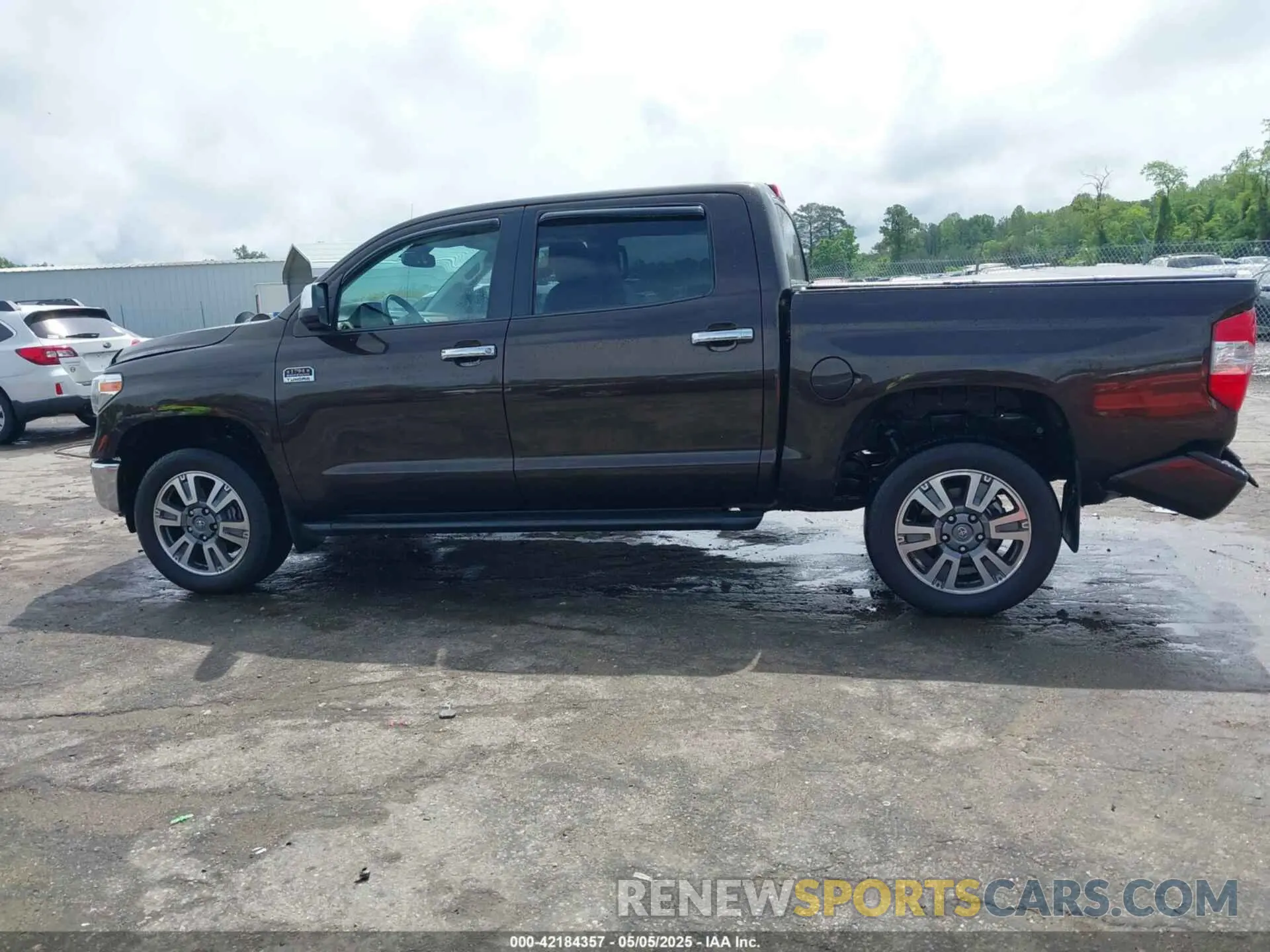 14 Photograph of a damaged car 5TFAY5F10KX854202 TOYOTA TUNDRA 2019