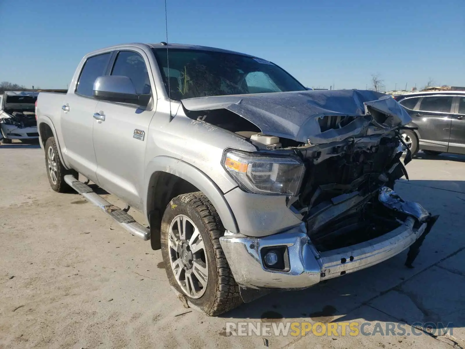 1 Photograph of a damaged car 5TFAY5F11KX812489 TOYOTA TUNDRA 2019