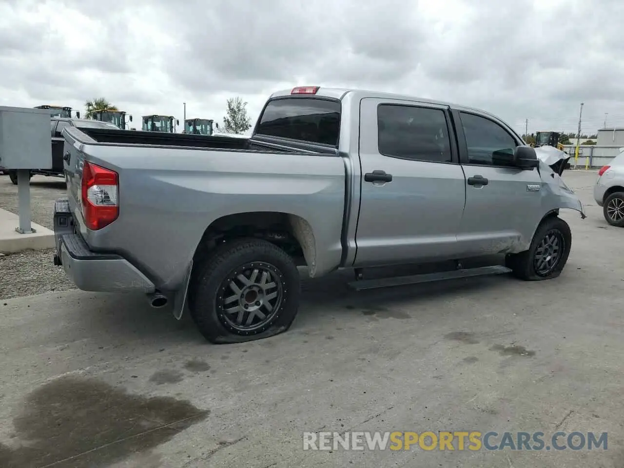 3 Photograph of a damaged car 5TFAY5F11KX844312 TOYOTA TUNDRA 2019
